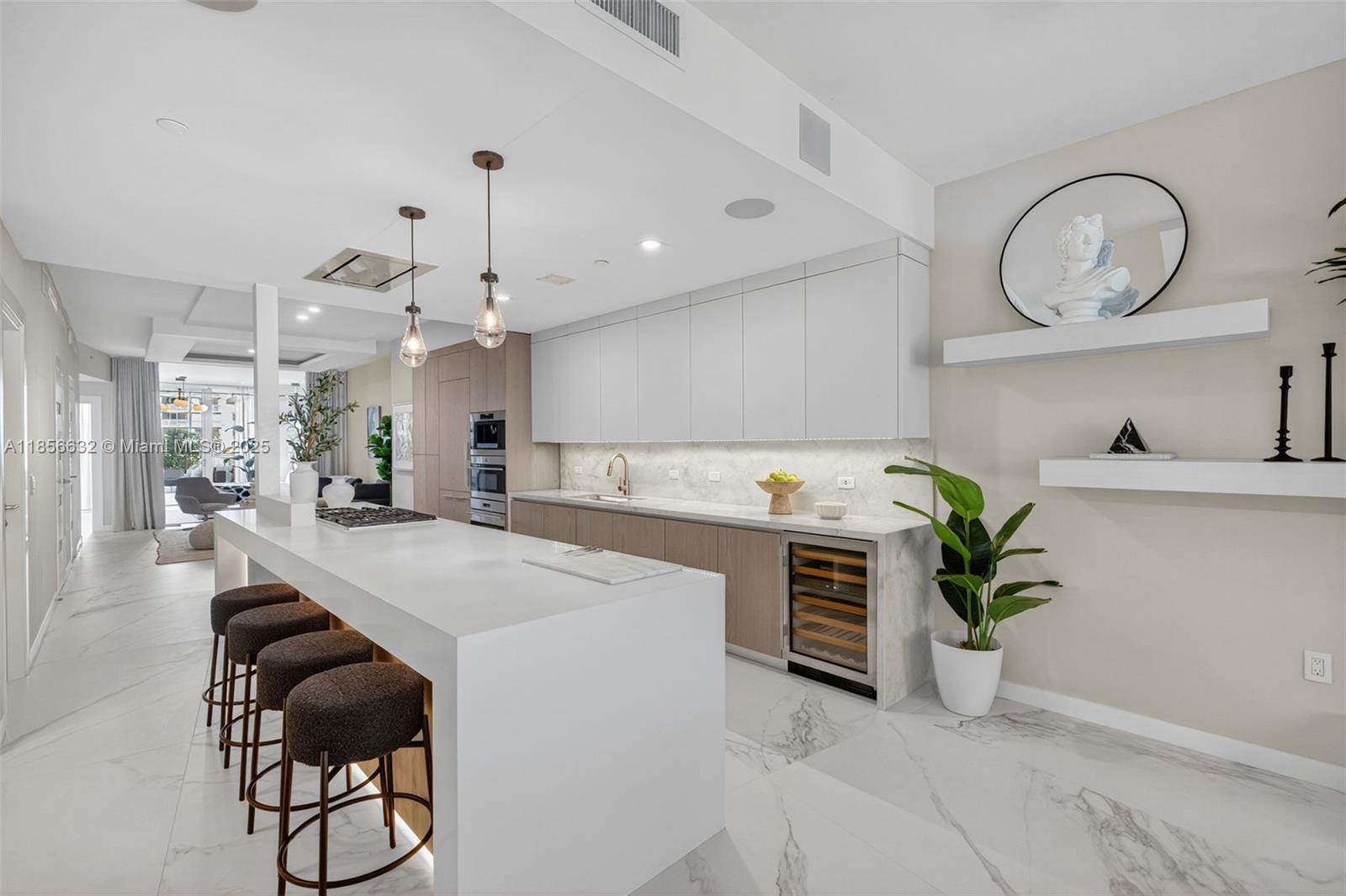 2200 FORT LAUDERDALE BEAC - Residential