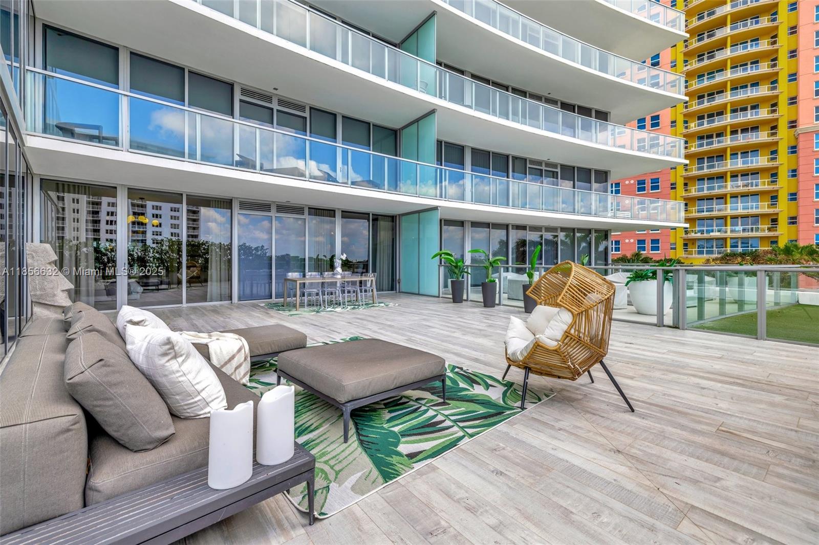 2200 FORT LAUDERDALE BEAC - Residential