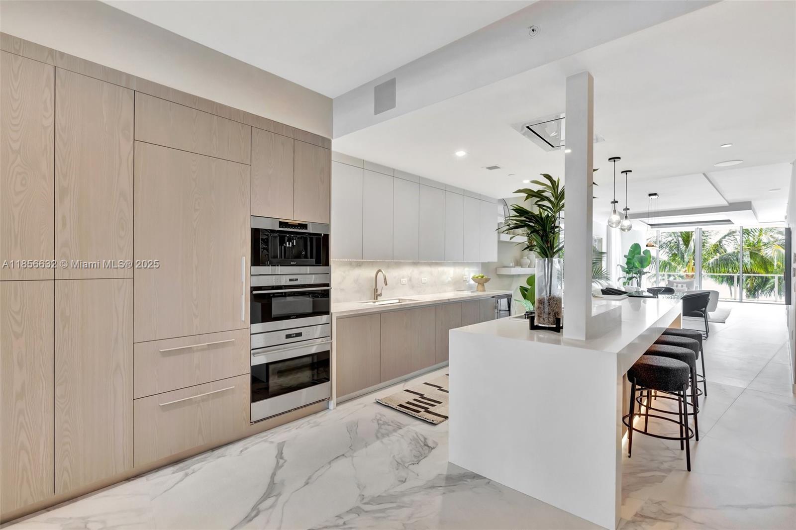 2200 FORT LAUDERDALE BEAC - Residential
