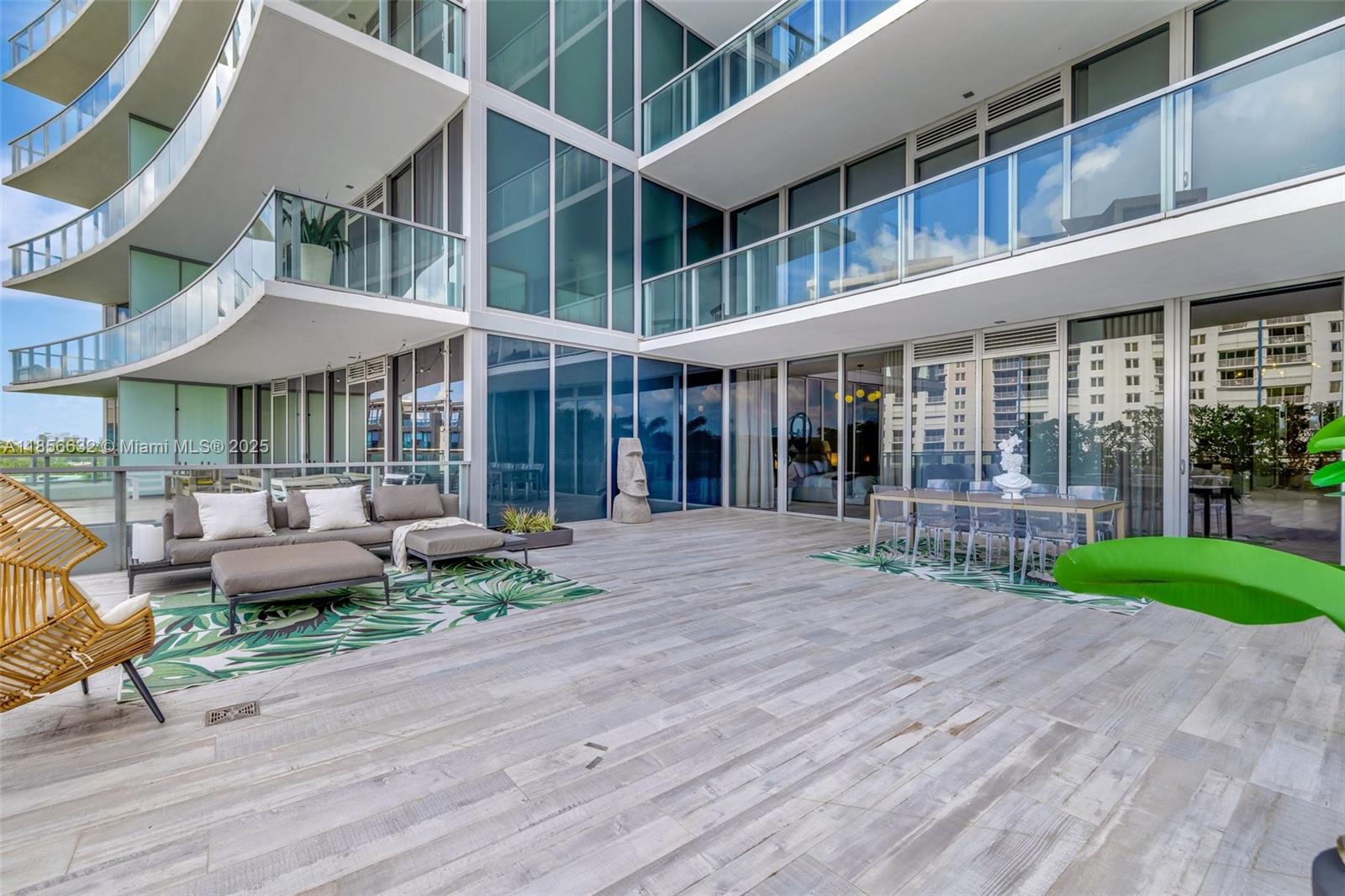 2200 FORT LAUDERDALE BEAC - Residential