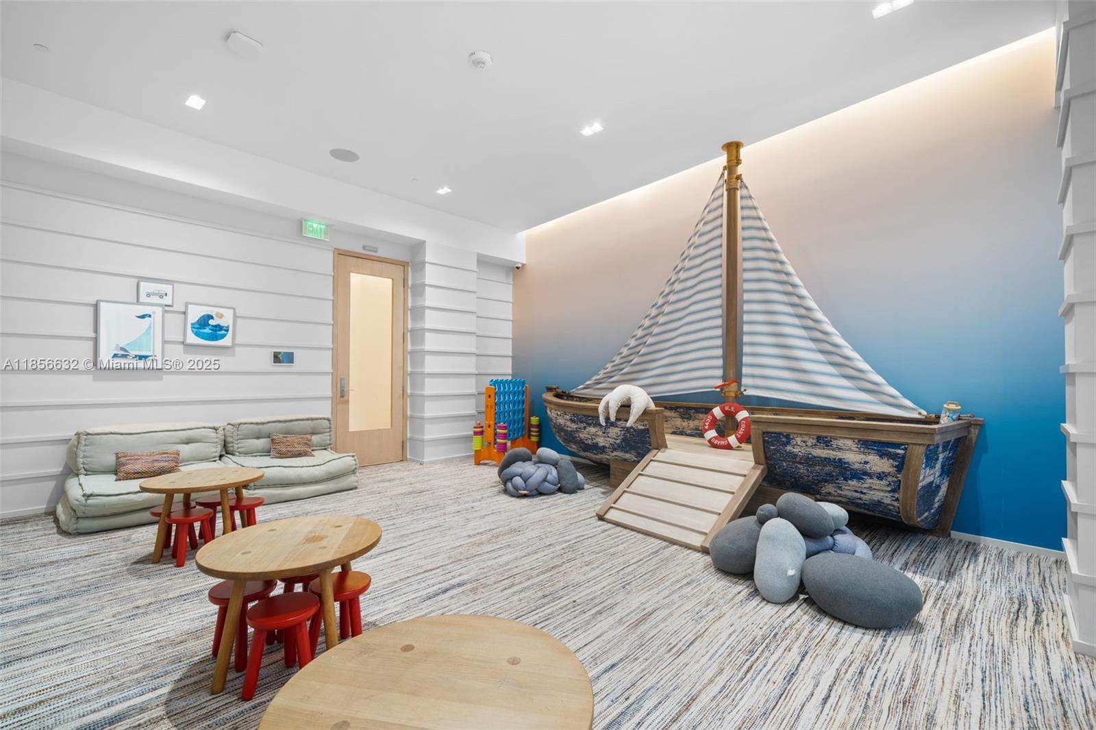 2200 FORT LAUDERDALE BEAC - Residential