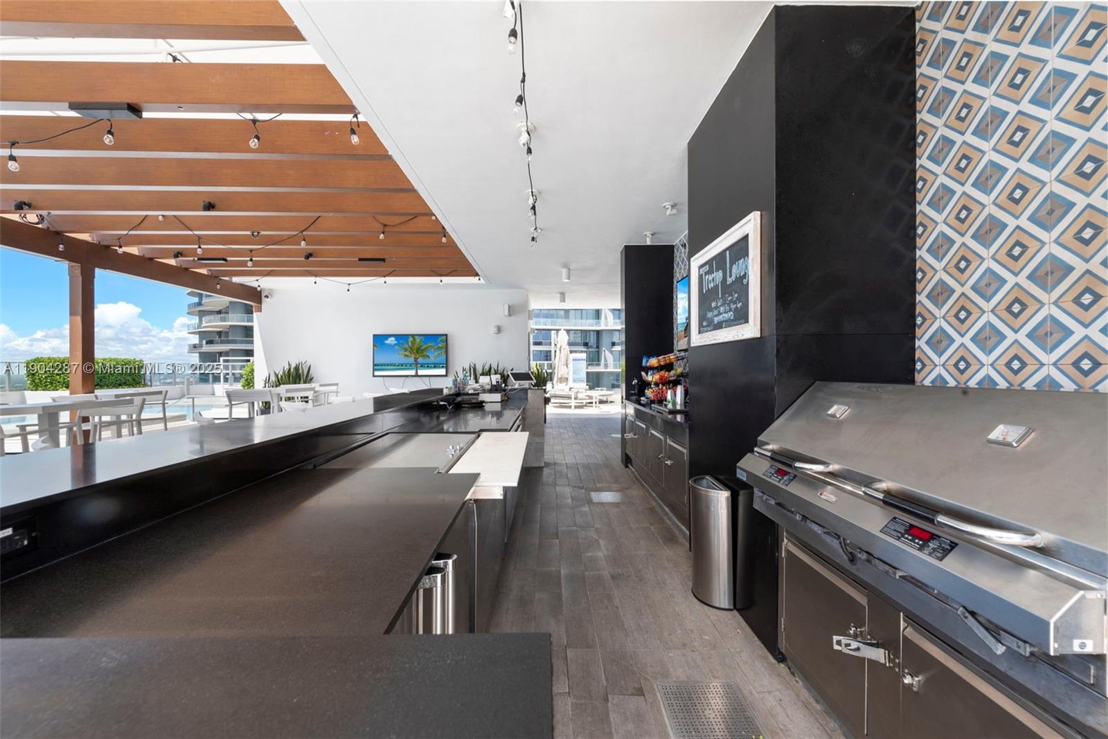 1010 BRICKELL CONDO - Residential