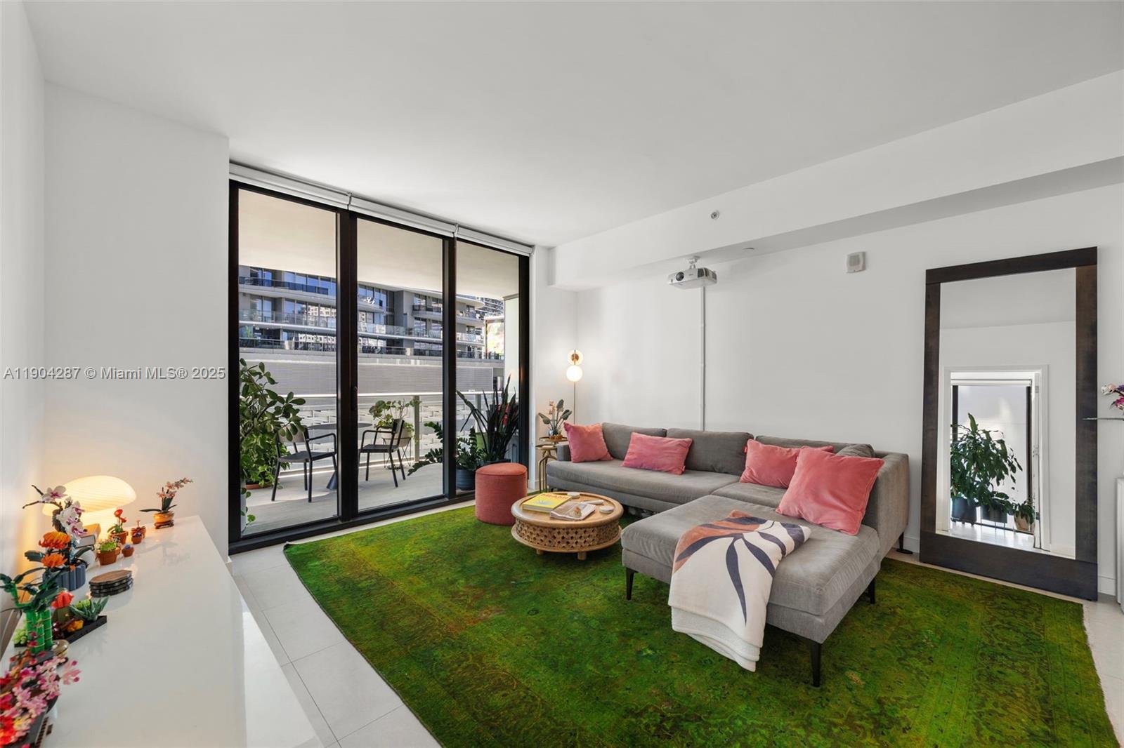 1010 BRICKELL CONDO - Residential