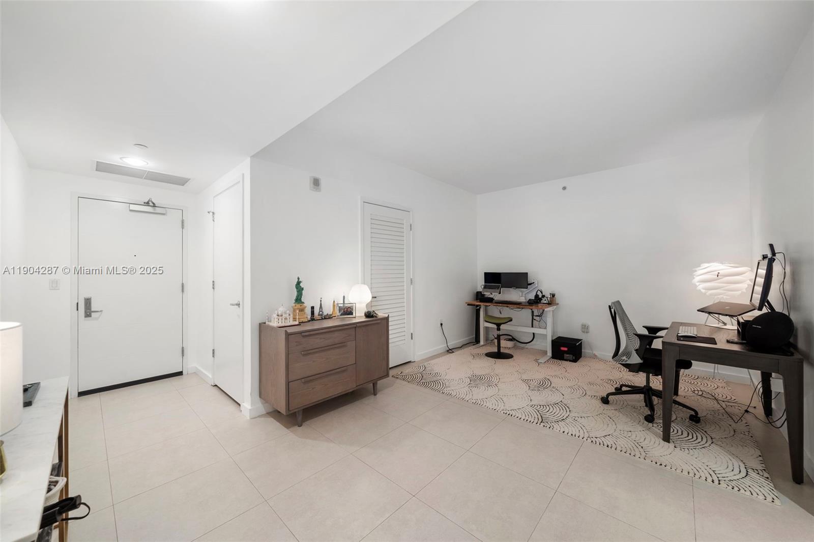 1010 BRICKELL CONDO - Residential