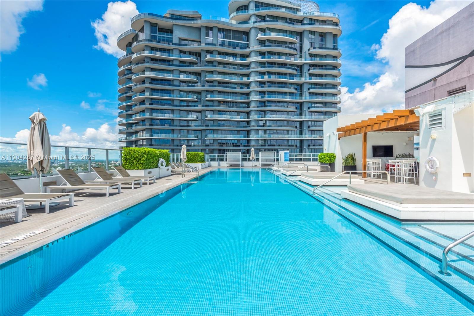 1010 BRICKELL CONDO - Residential