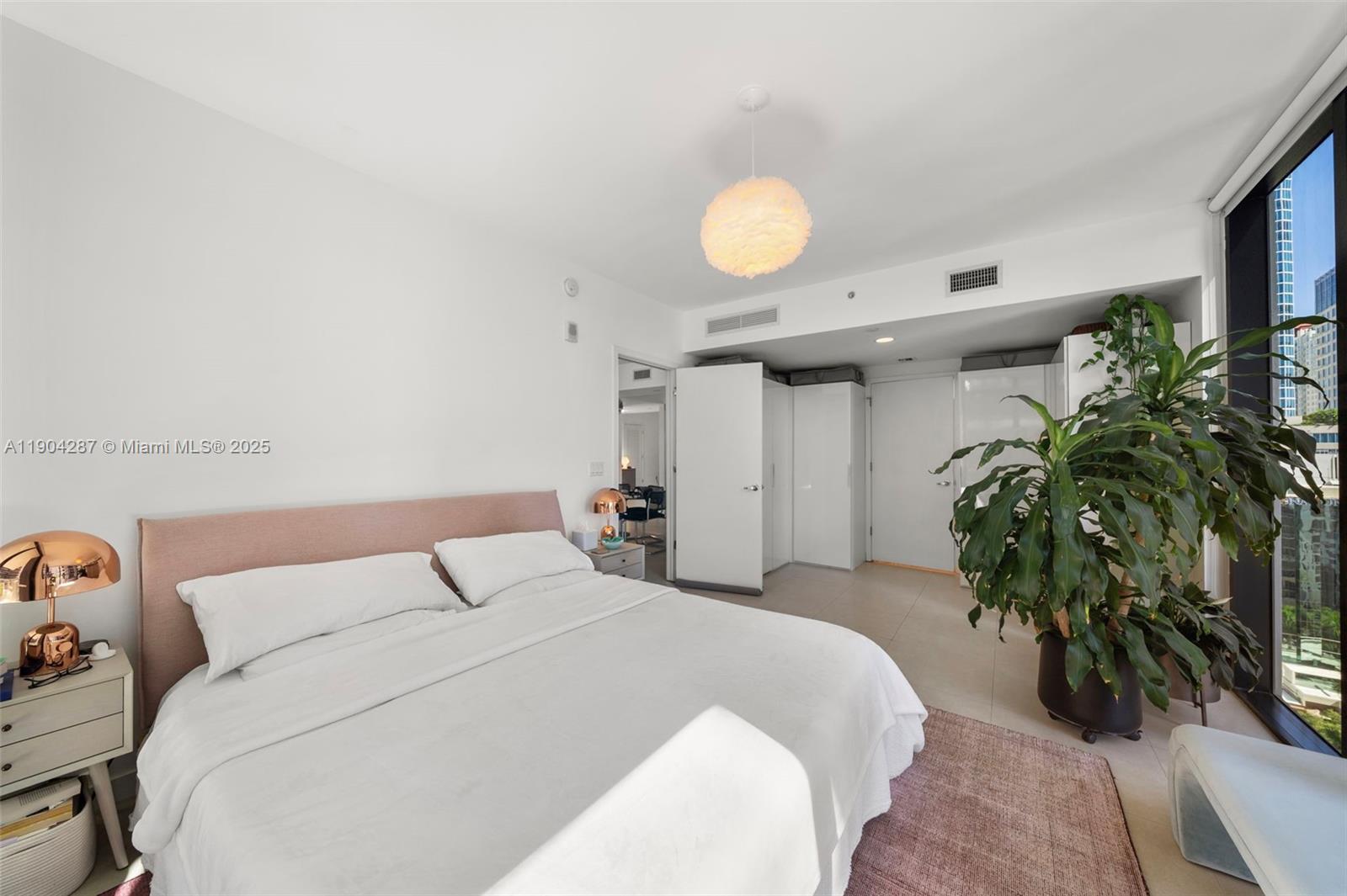 1010 BRICKELL CONDO - Residential