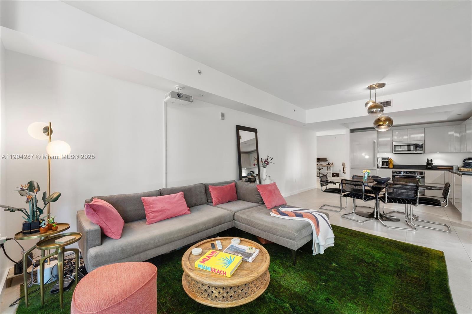 1010 BRICKELL CONDO - Residential