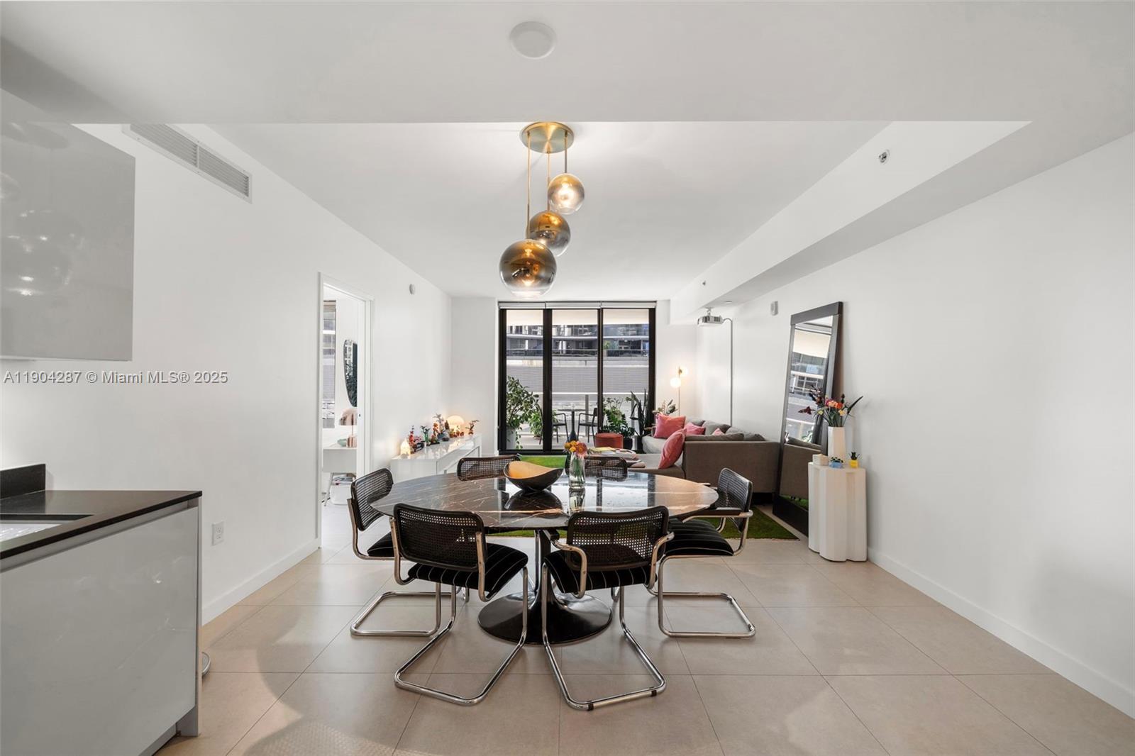 1010 BRICKELL CONDO - Residential