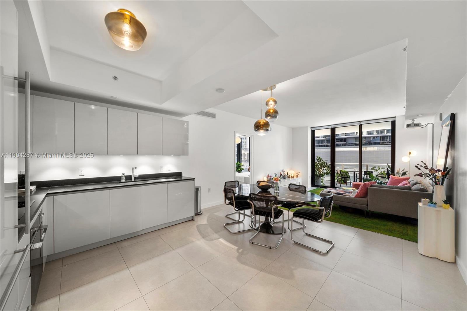 1010 BRICKELL CONDO - Residential