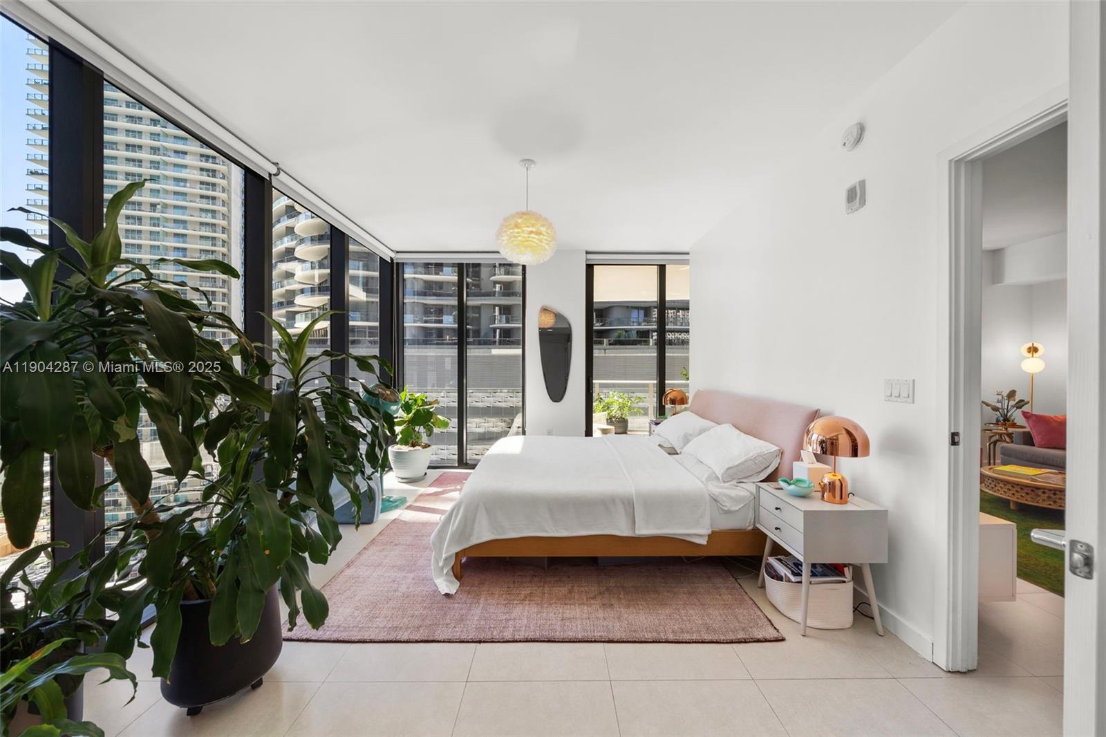 1010 BRICKELL CONDO - Residential