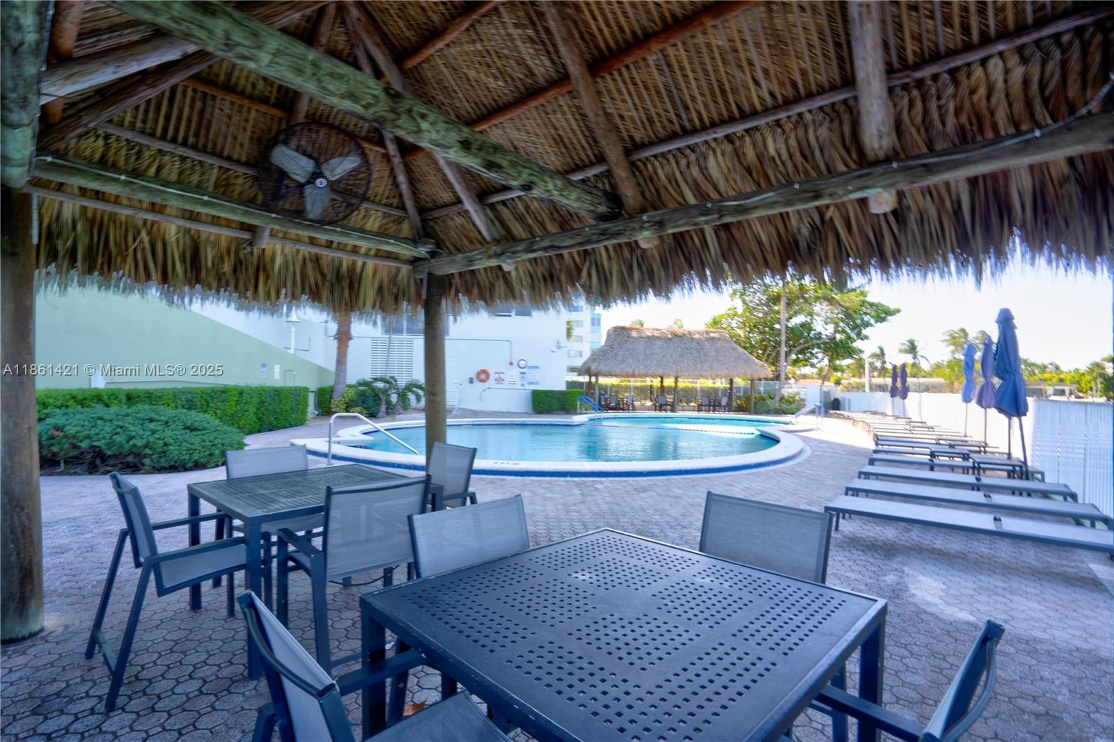 ISLAND POINTE CONDO - Residential