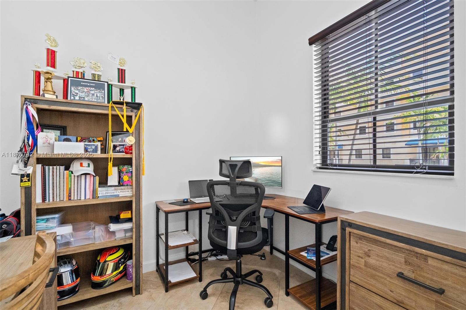 COLONNADE AT DADELAND SE - Residential