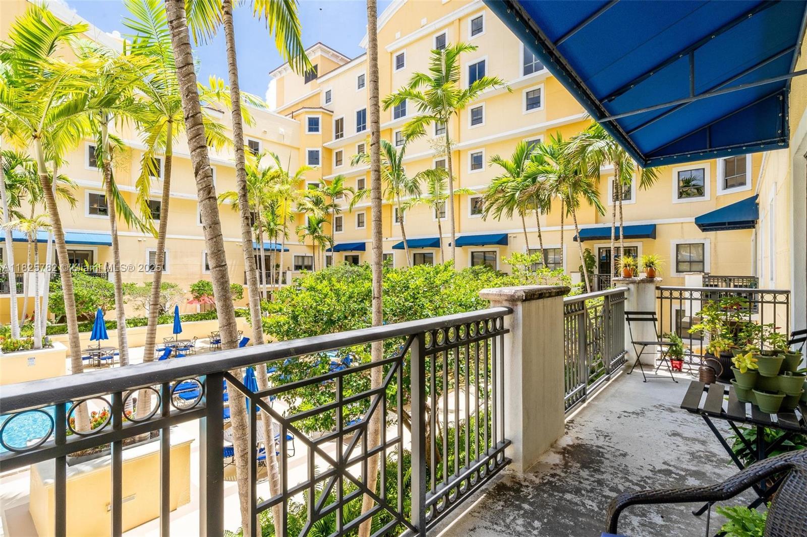 COLONNADE AT DADELAND SE - Residential