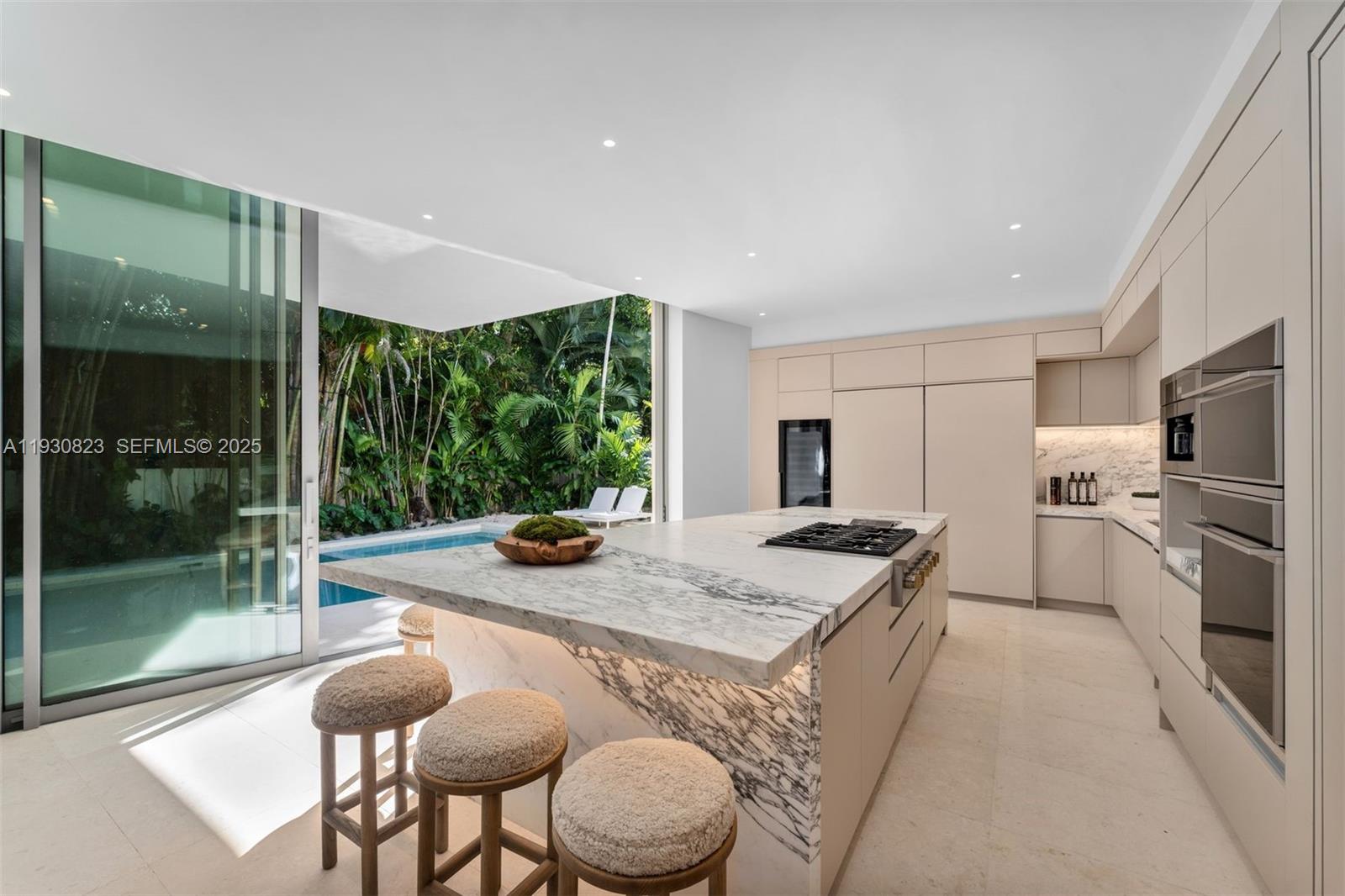 NATOMA MANORS RE SUB - Residential