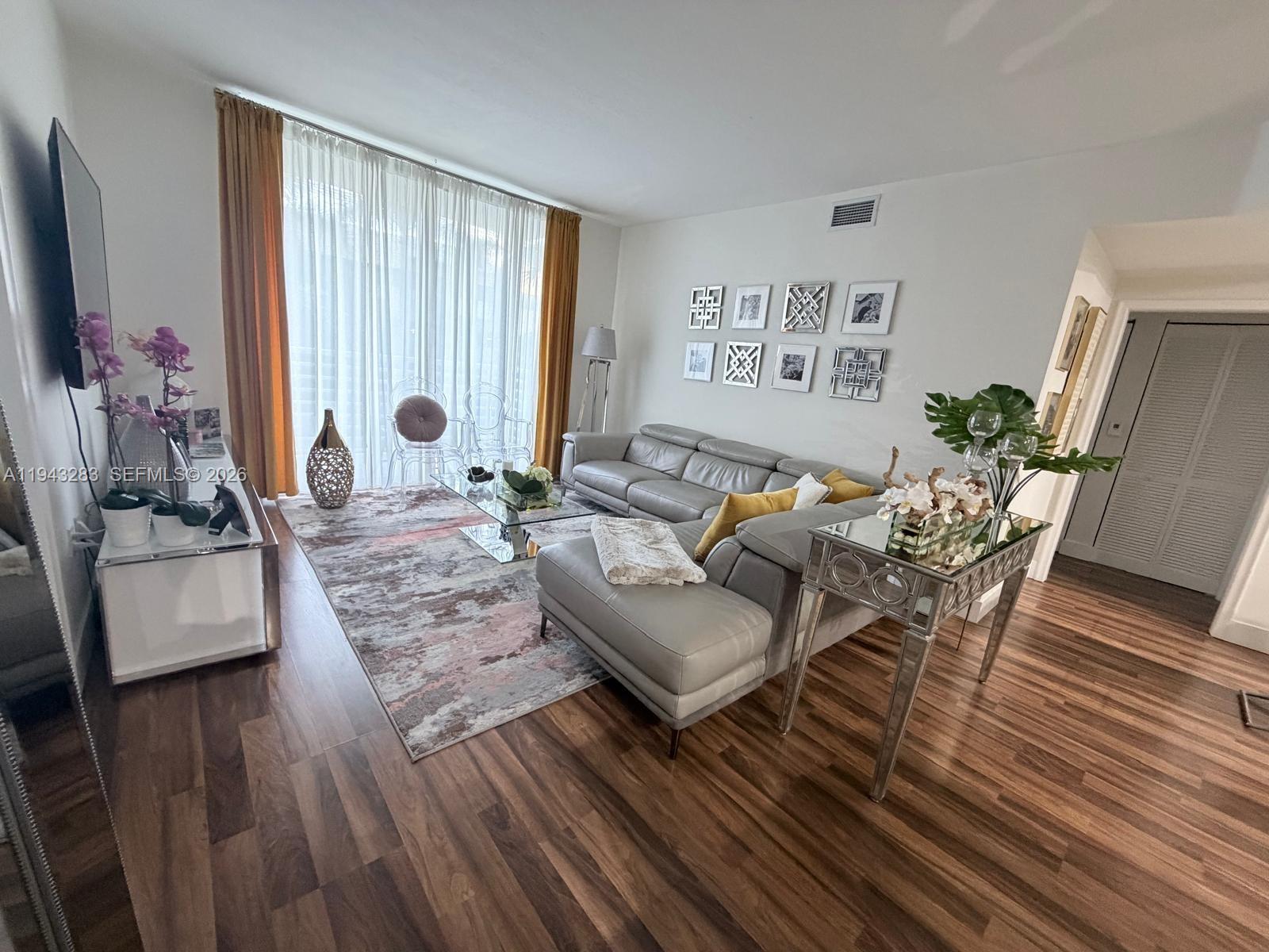 VENTURE AT AVENTURA EAST - Residential