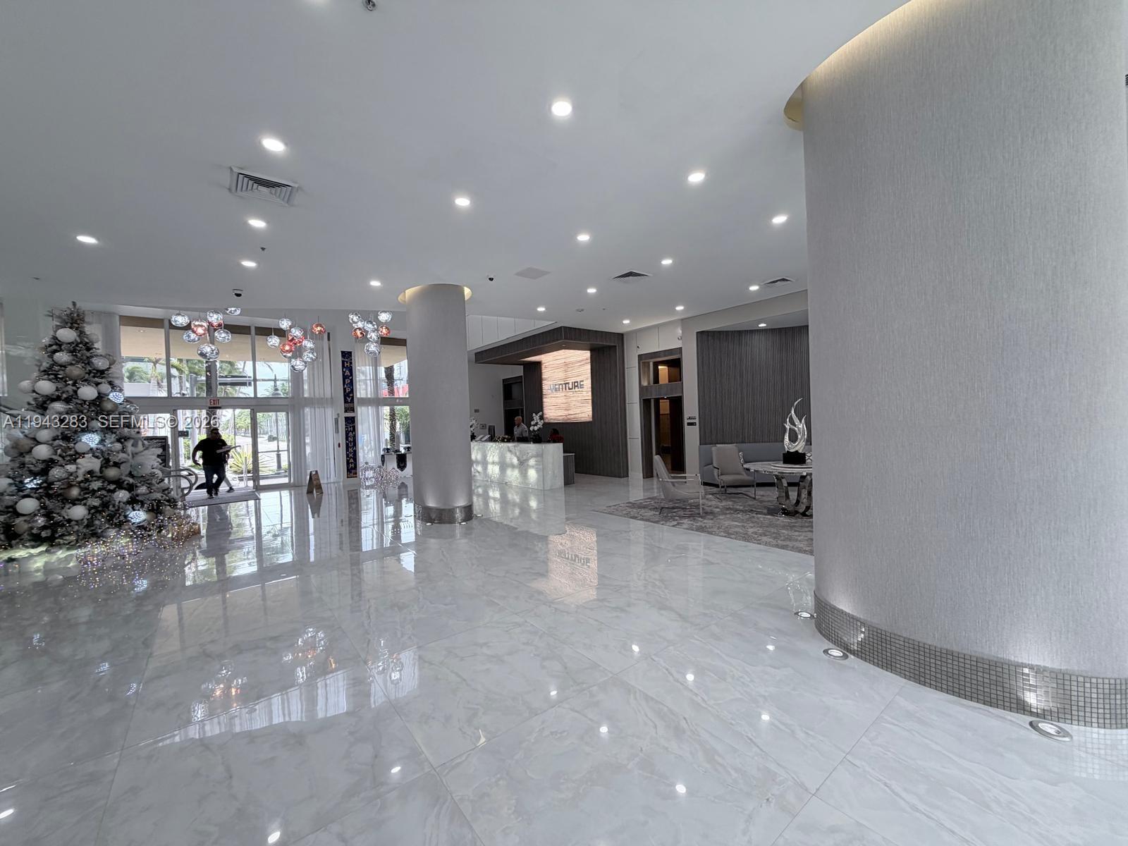 VENTURE AT AVENTURA EAST - Residential