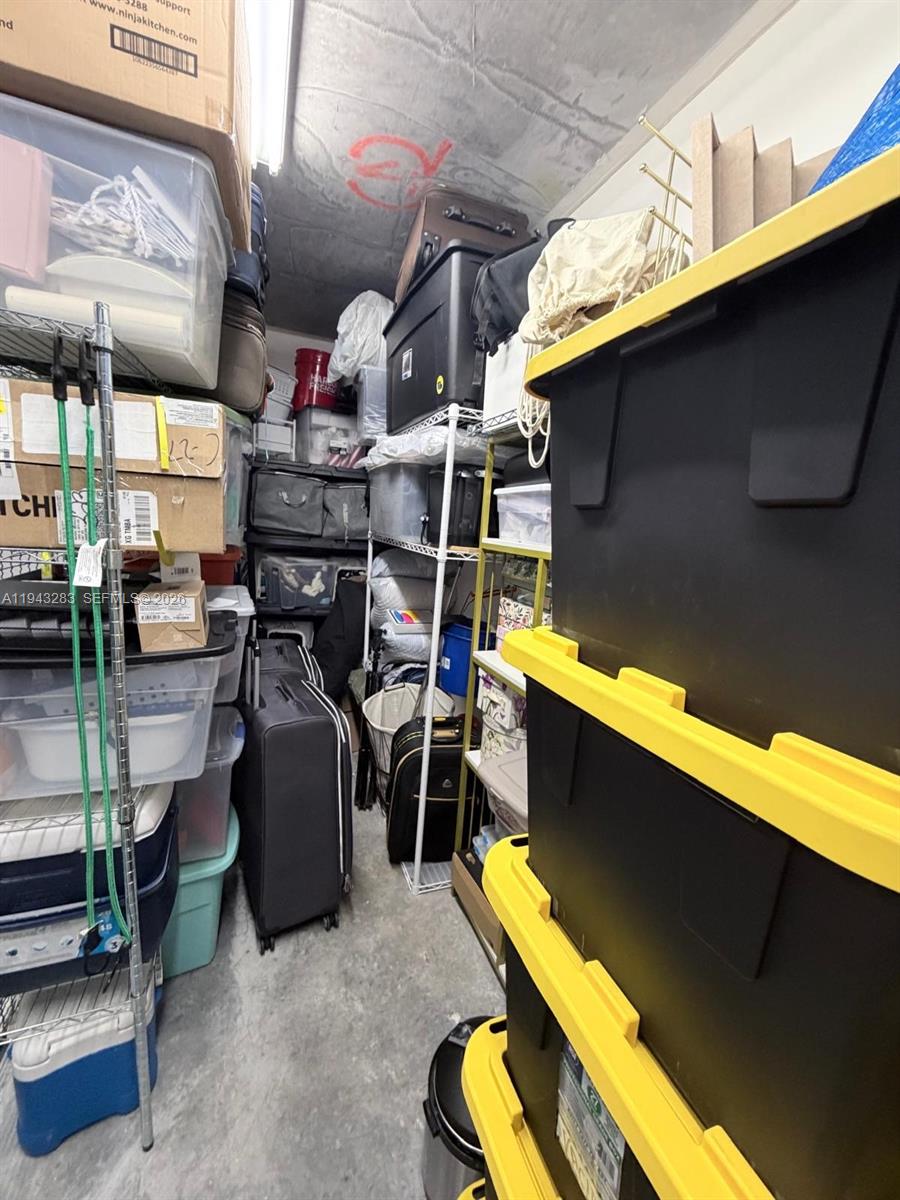 VENTURE AT AVENTURA EAST - Residential