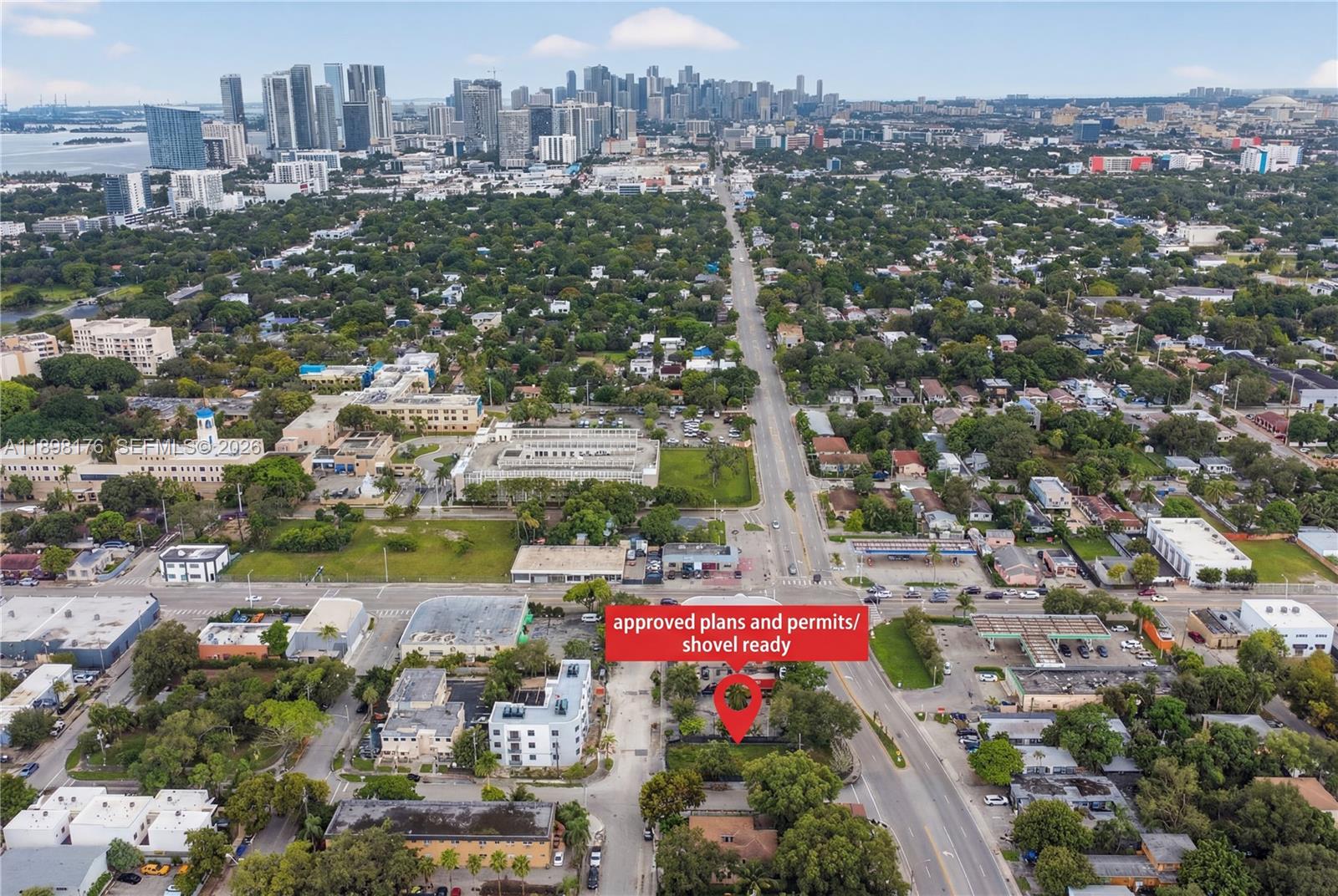 COMMERCIAL CENTER - Land