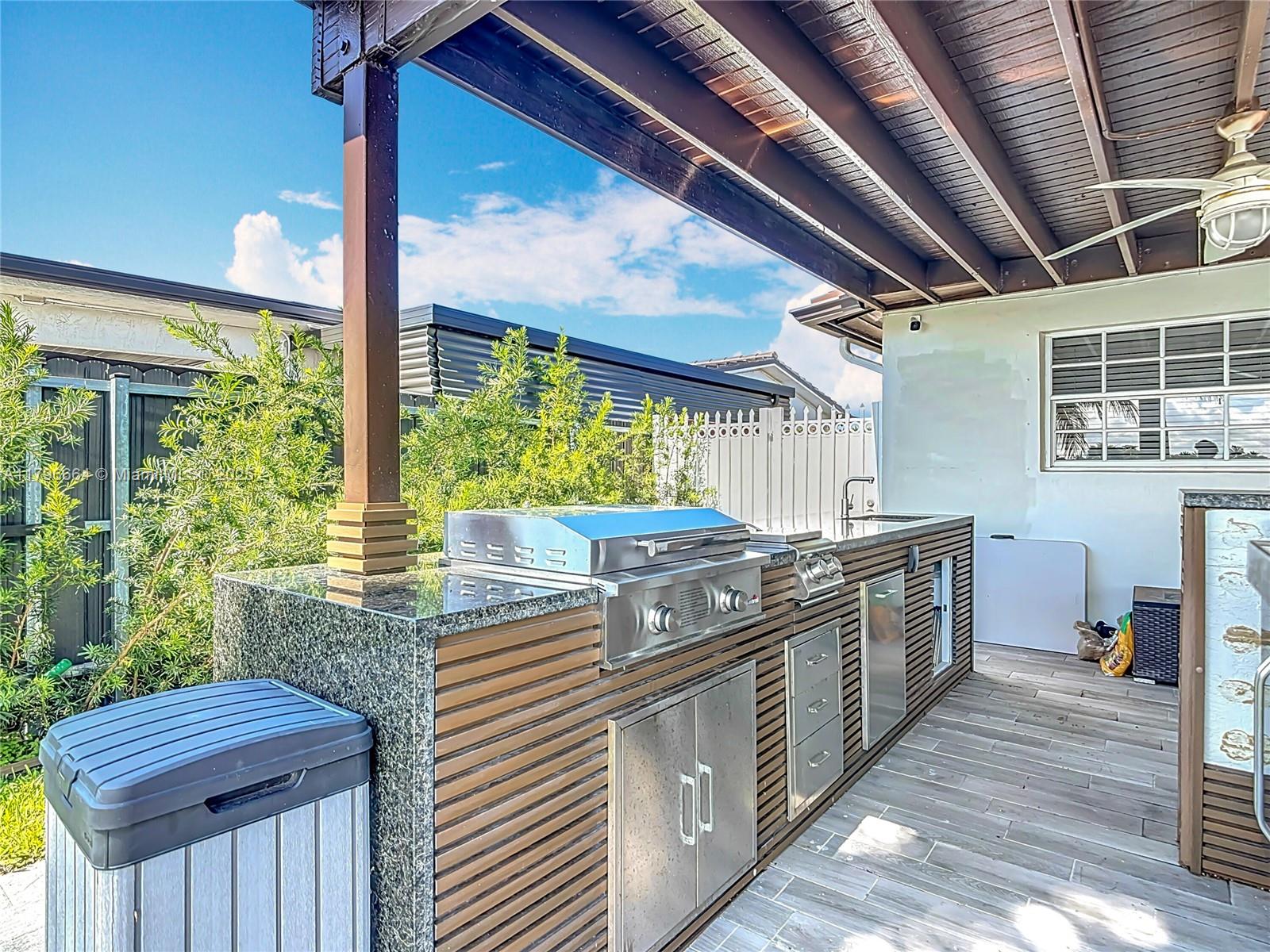 PALM SPRINGS NORTH SEC S - Residential