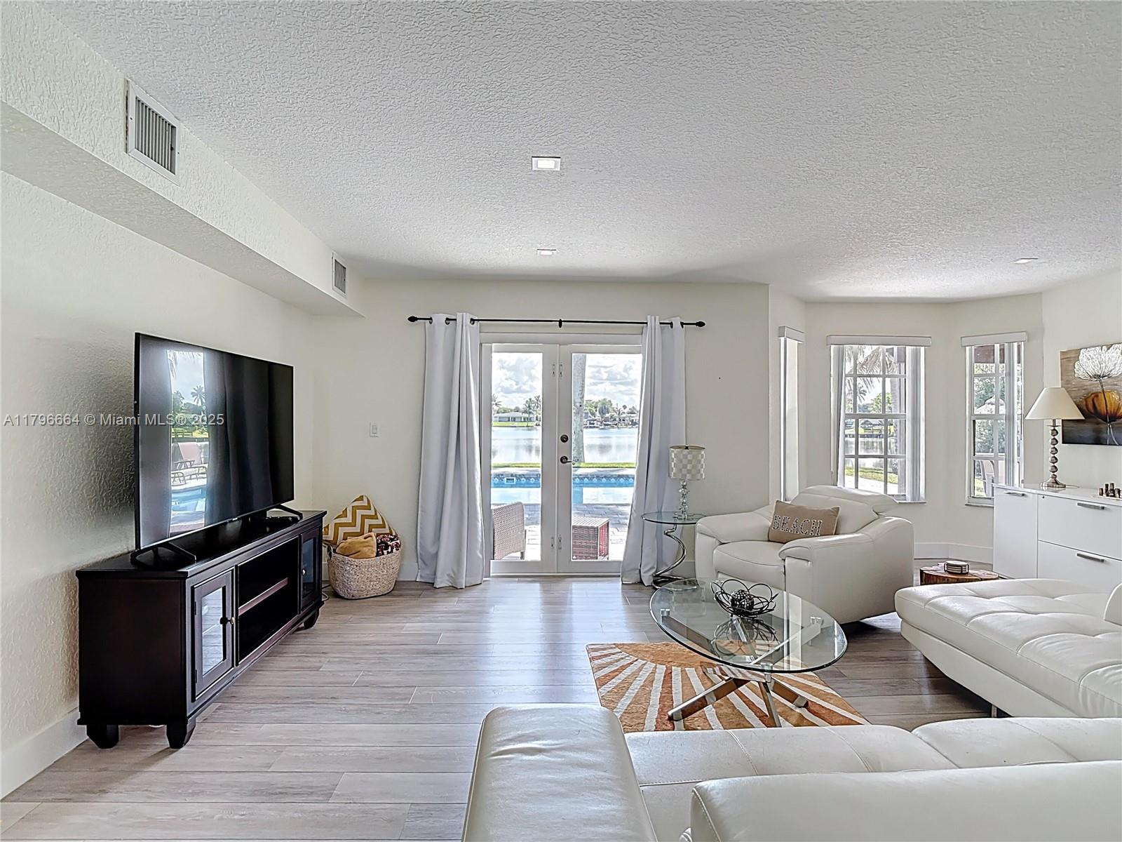 PALM SPRINGS NORTH SEC S - Residential