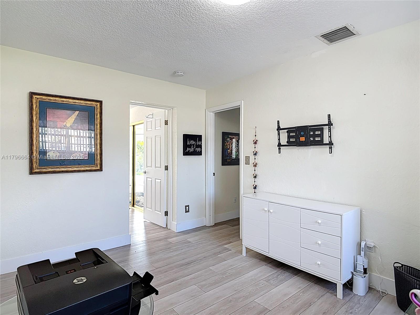 PALM SPRINGS NORTH SEC S - Residential