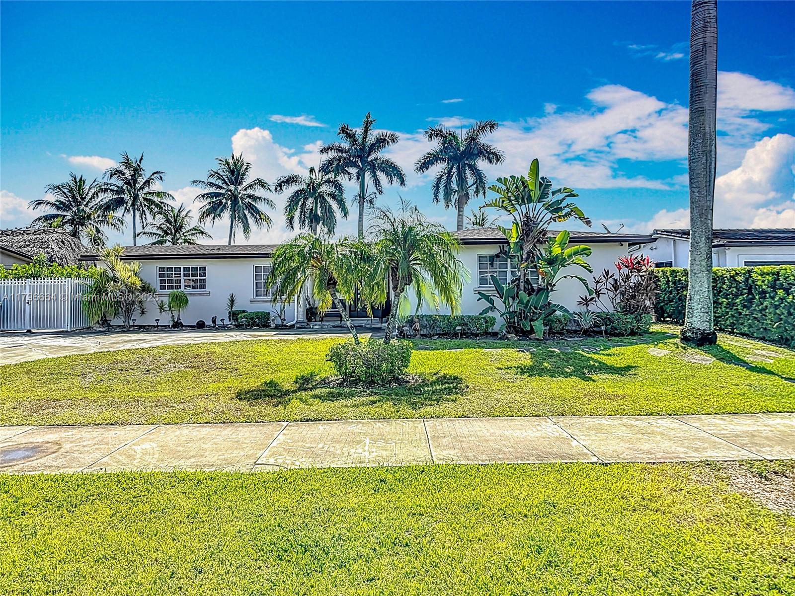 PALM SPRINGS NORTH SEC S - Residential