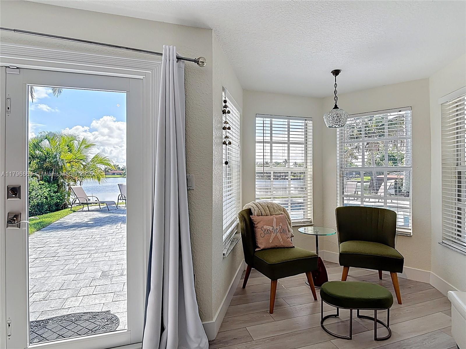 PALM SPRINGS NORTH SEC S - Residential