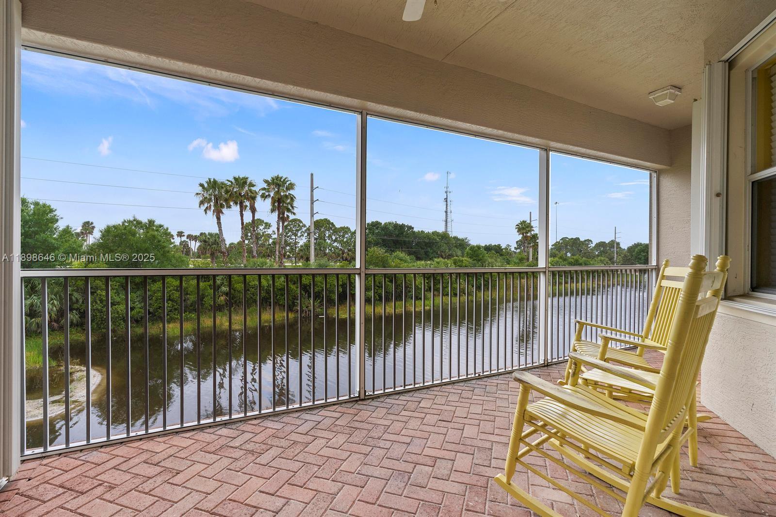 RIVER GLEN CONDOMINIUM - Residential Lease