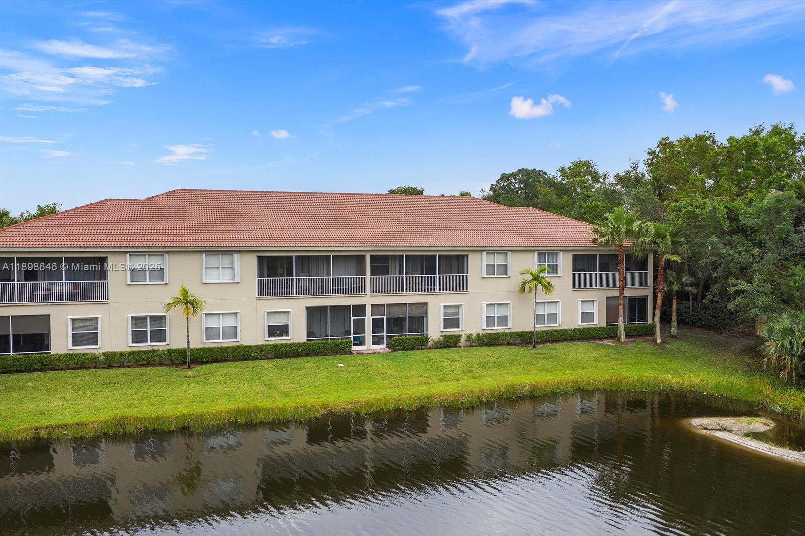 RIVER GLEN CONDOMINIUM - Residential Lease