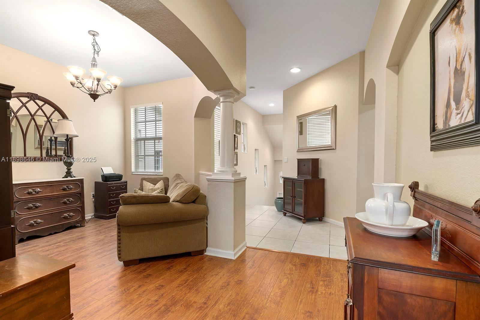 RIVER GLEN CONDOMINIUM - Residential Lease