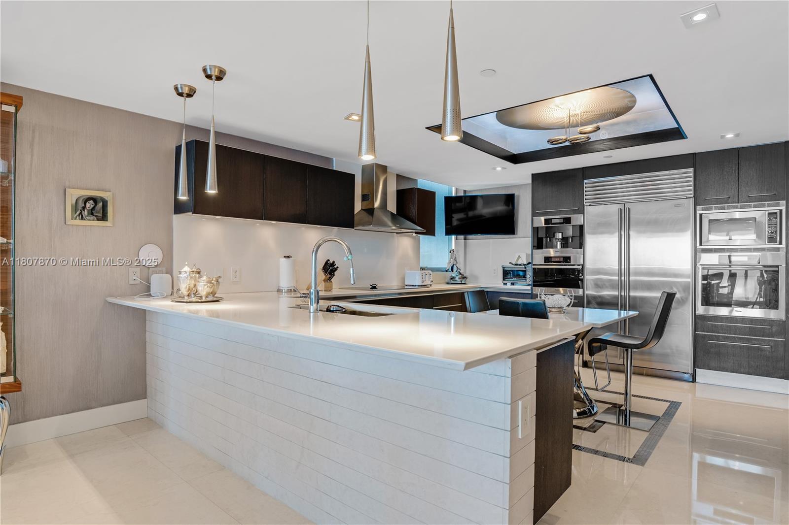 JADE BEACH CONDO - Residential