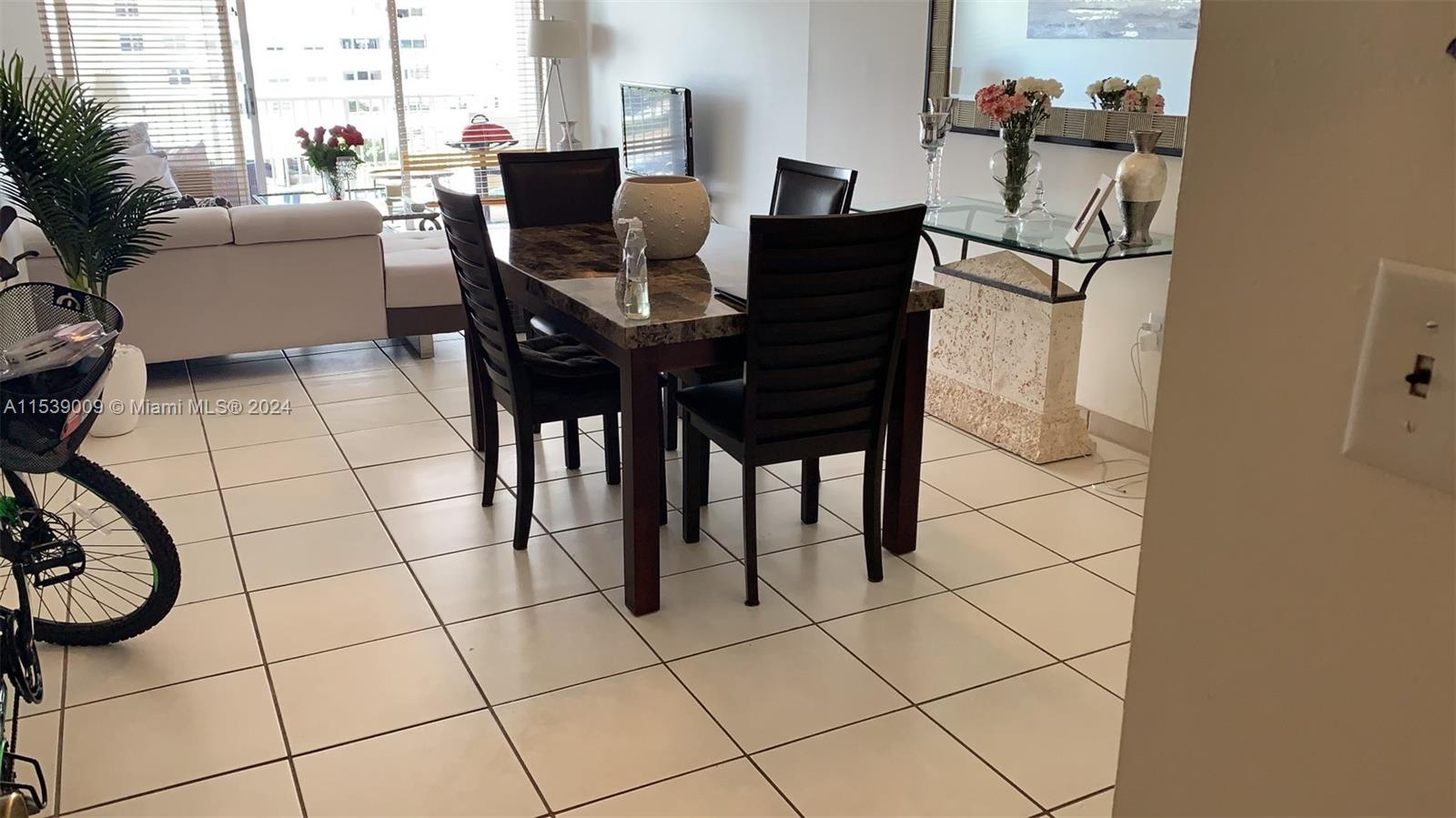 HEMISPHERES CONDO - Residential Lease