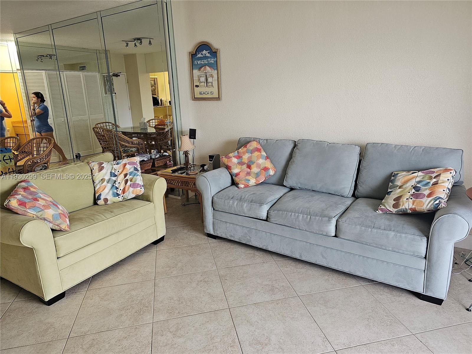 HEMISPHERES CONDO - Residential Lease