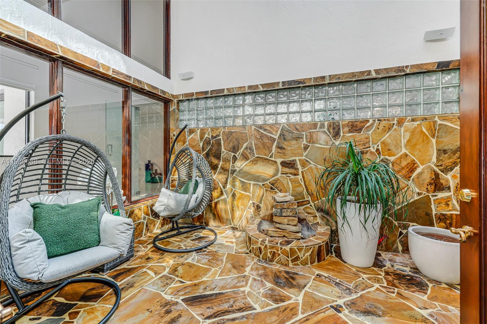 J G HEADS FARMS - Residential