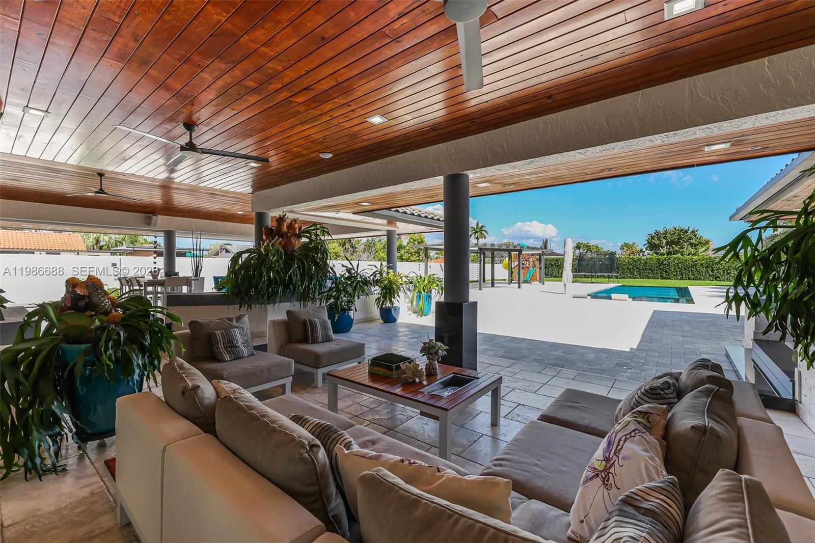 J G HEADS FARMS - Residential