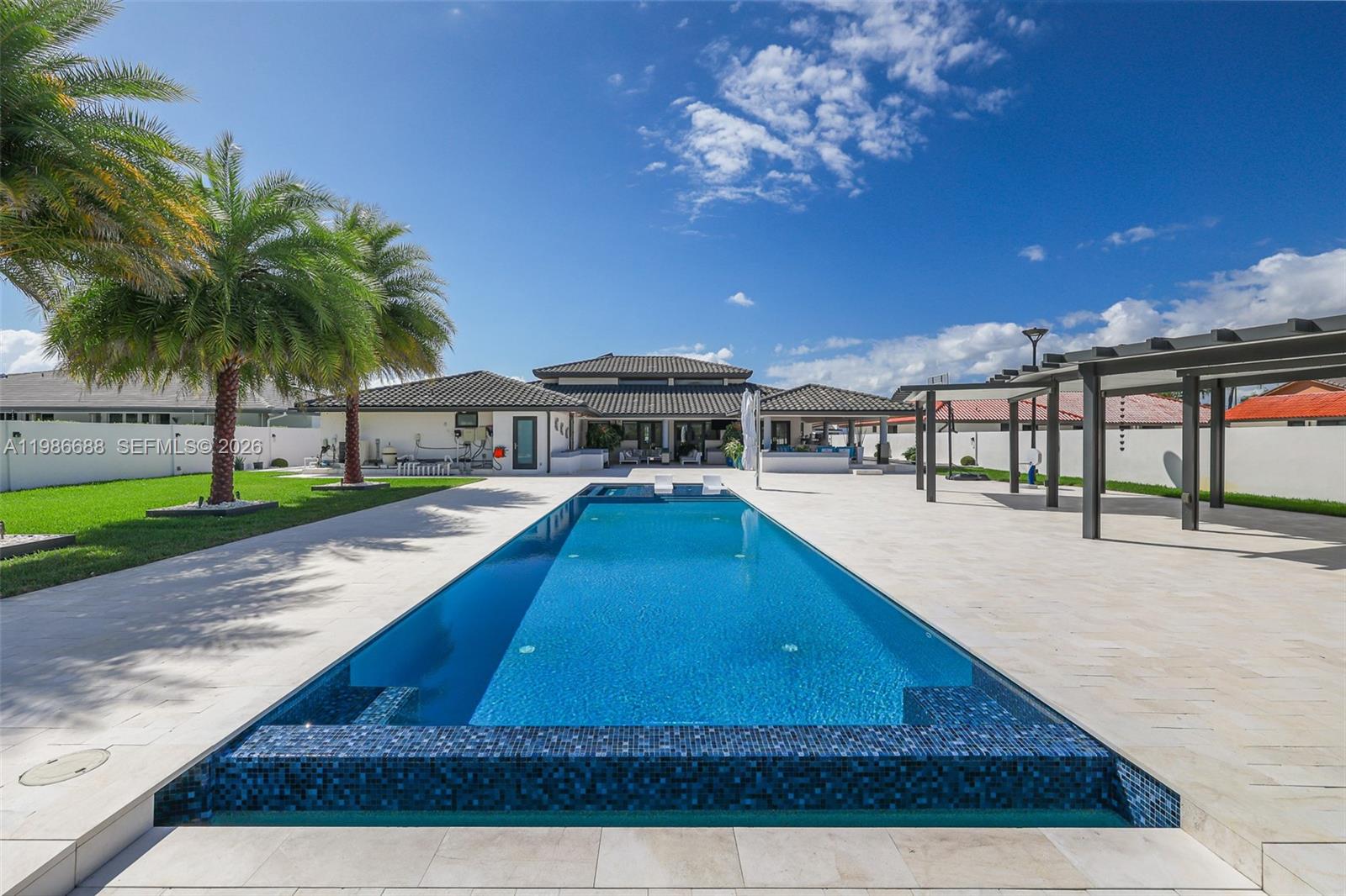 J G HEADS FARMS - Residential