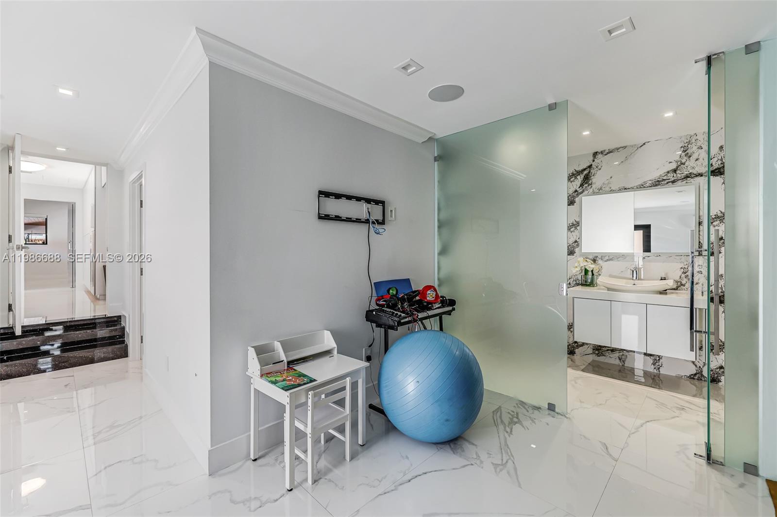 J G HEADS FARMS - Residential