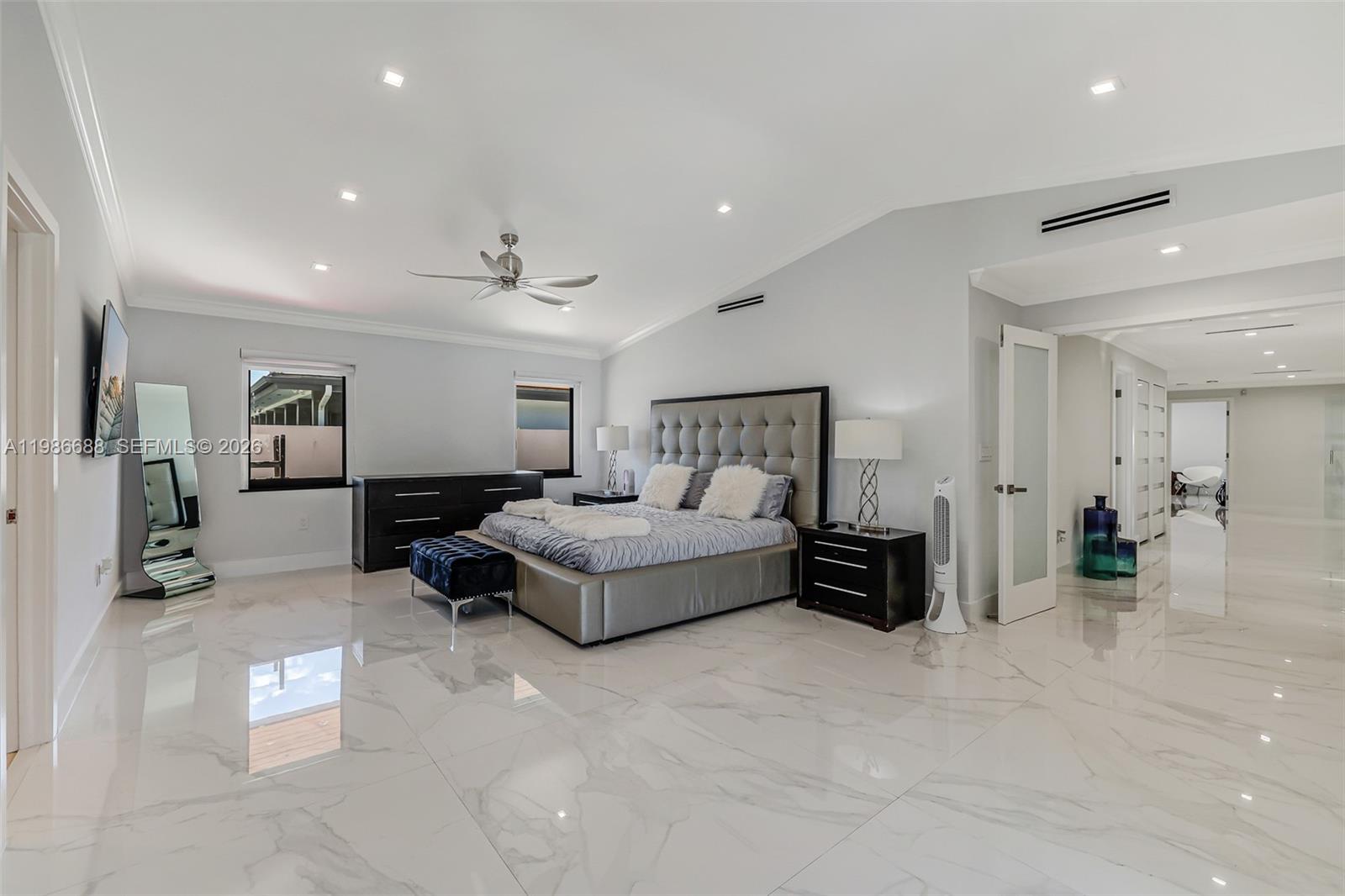 J G HEADS FARMS - Residential