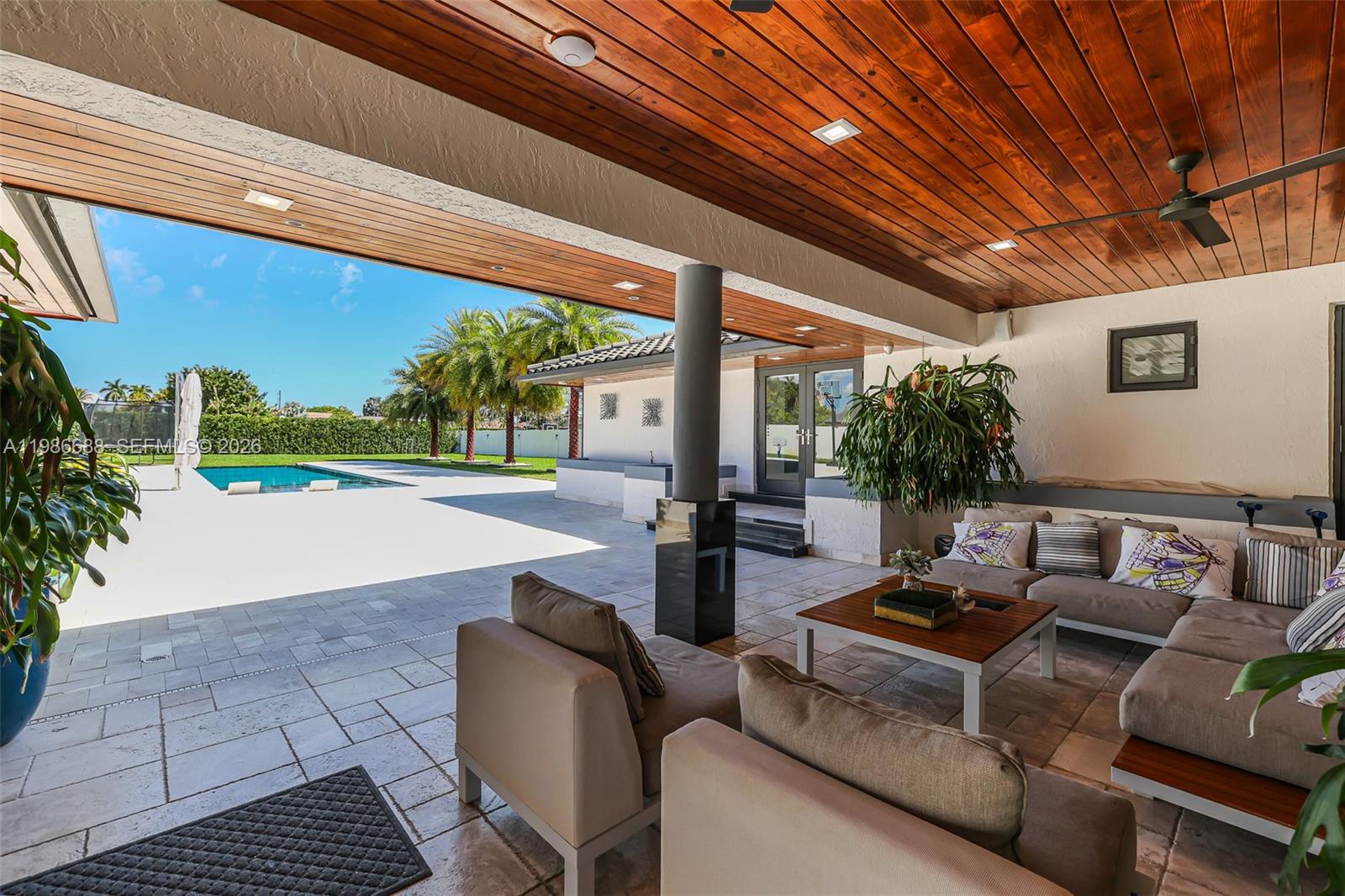 J G HEADS FARMS - Residential