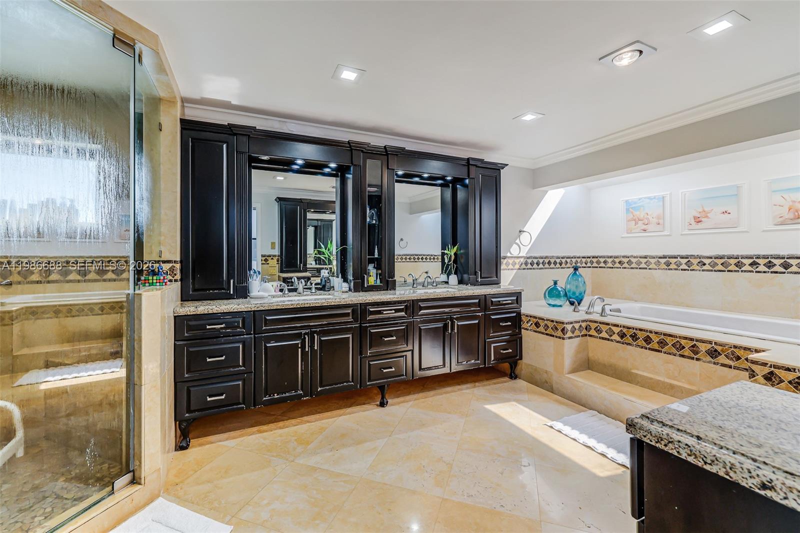 J G HEADS FARMS - Residential