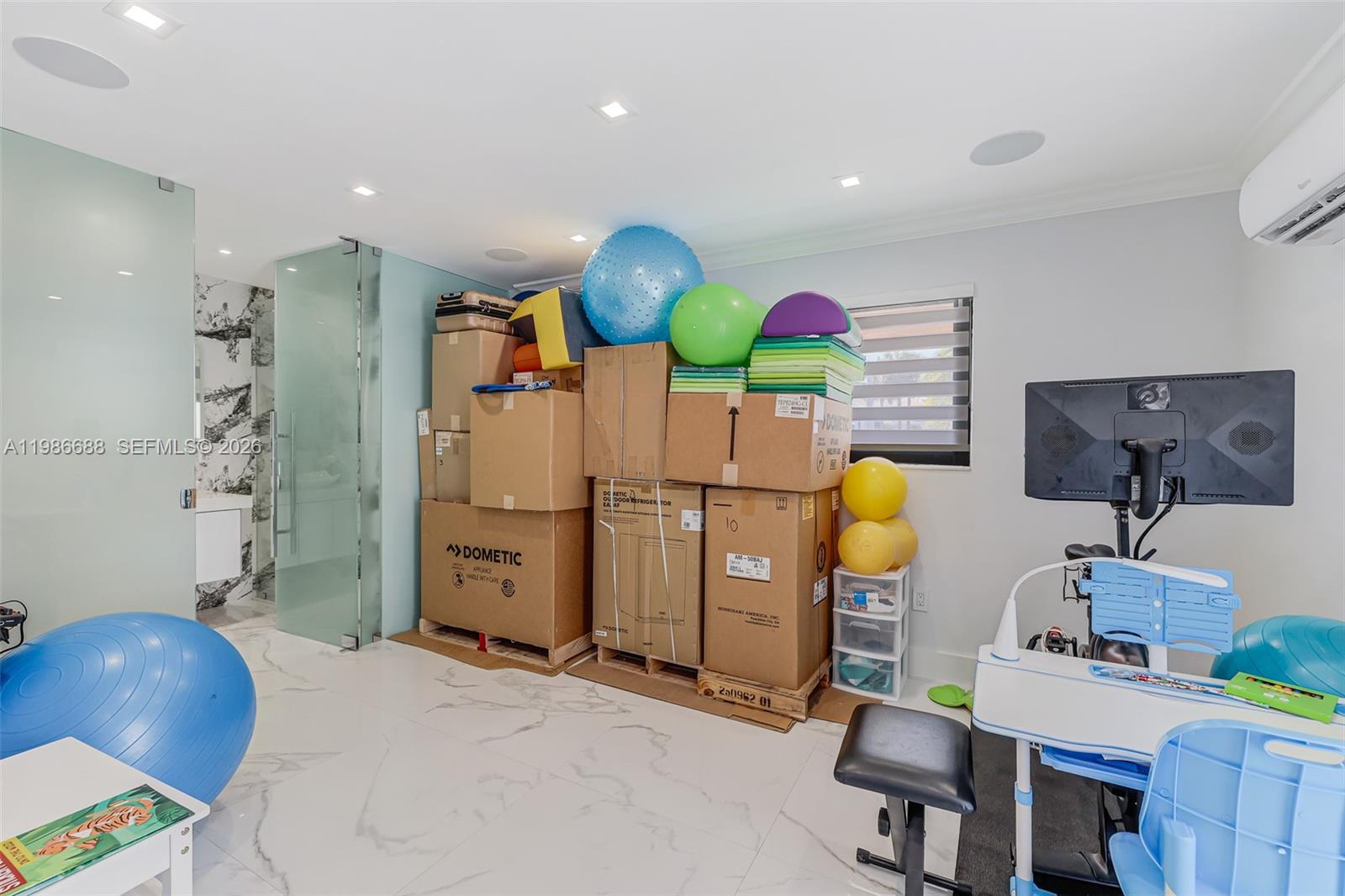 J G HEADS FARMS - Residential