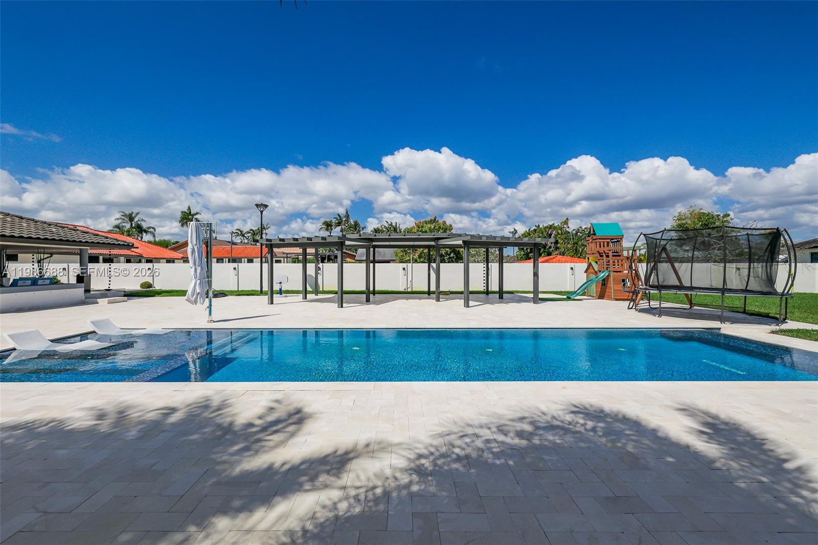 J G HEADS FARMS - Residential