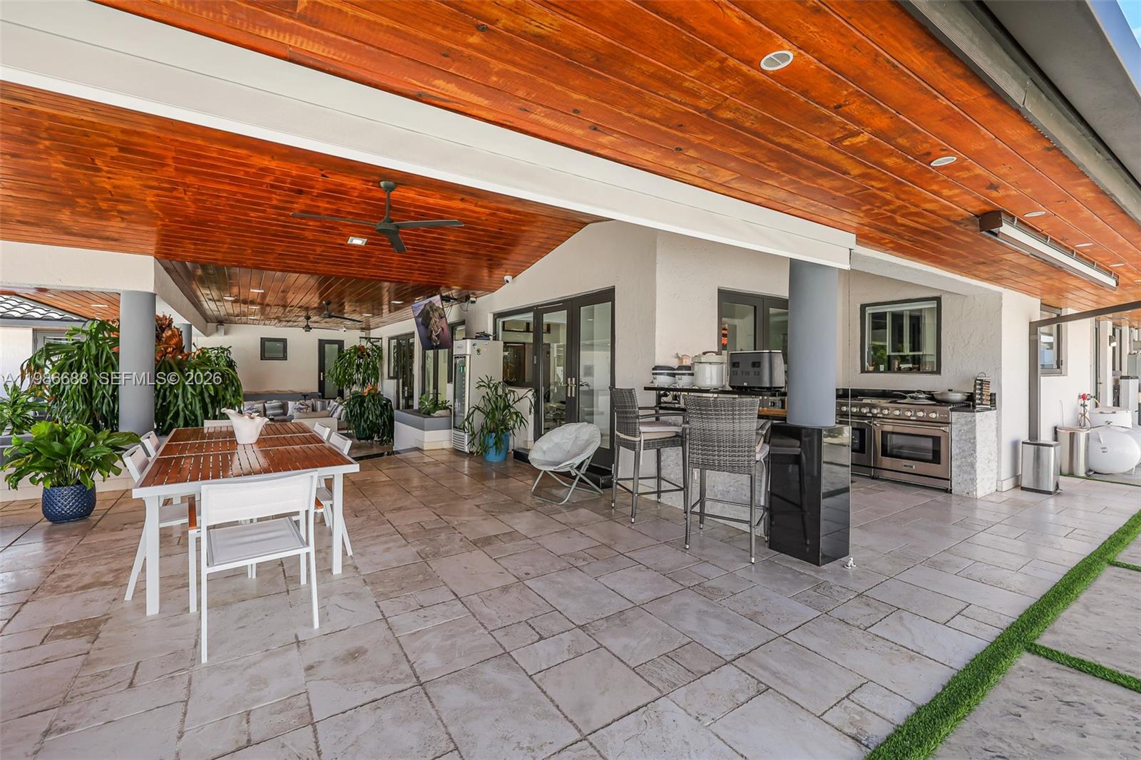 J G HEADS FARMS - Residential