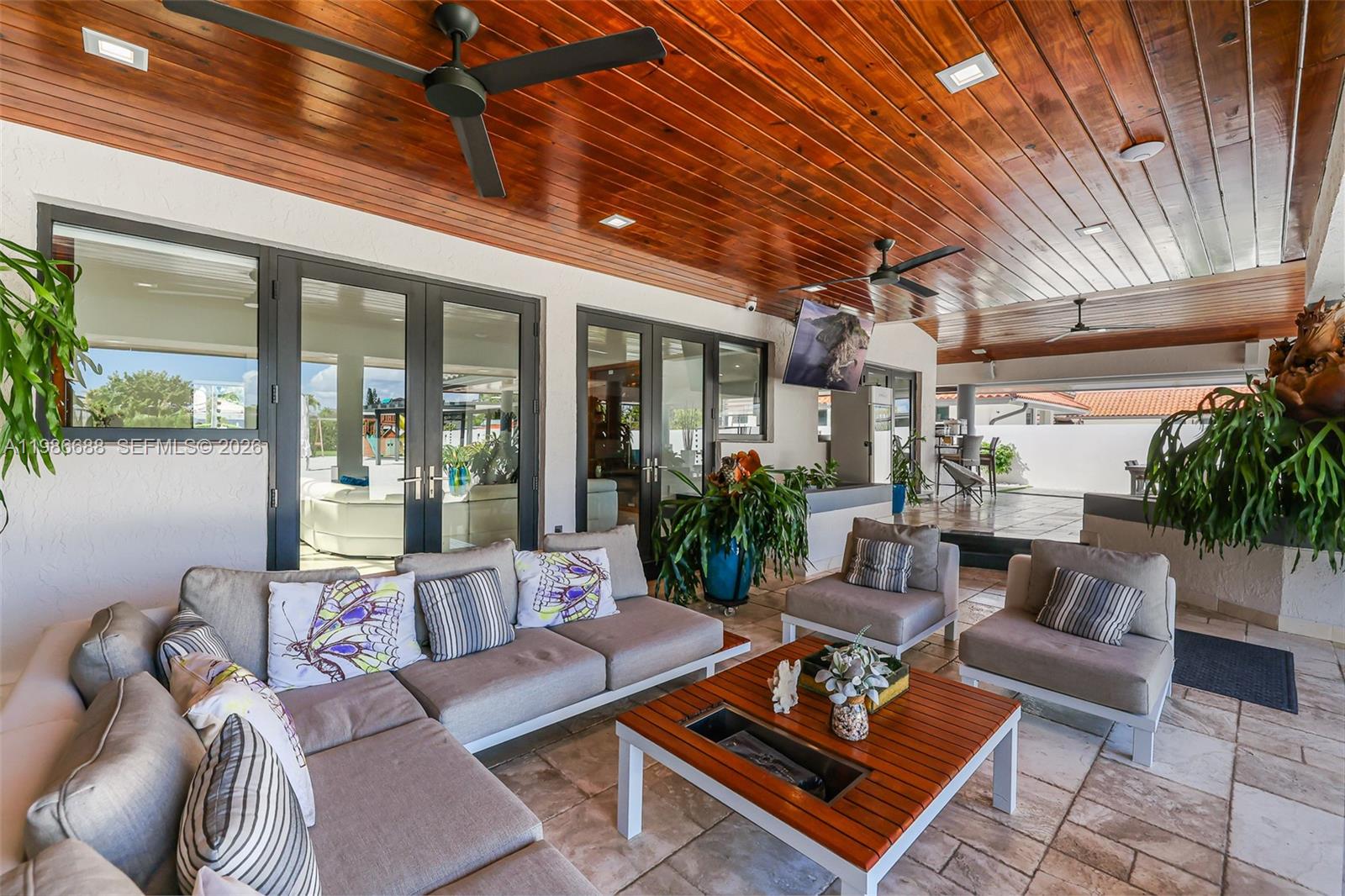 J G HEADS FARMS - Residential