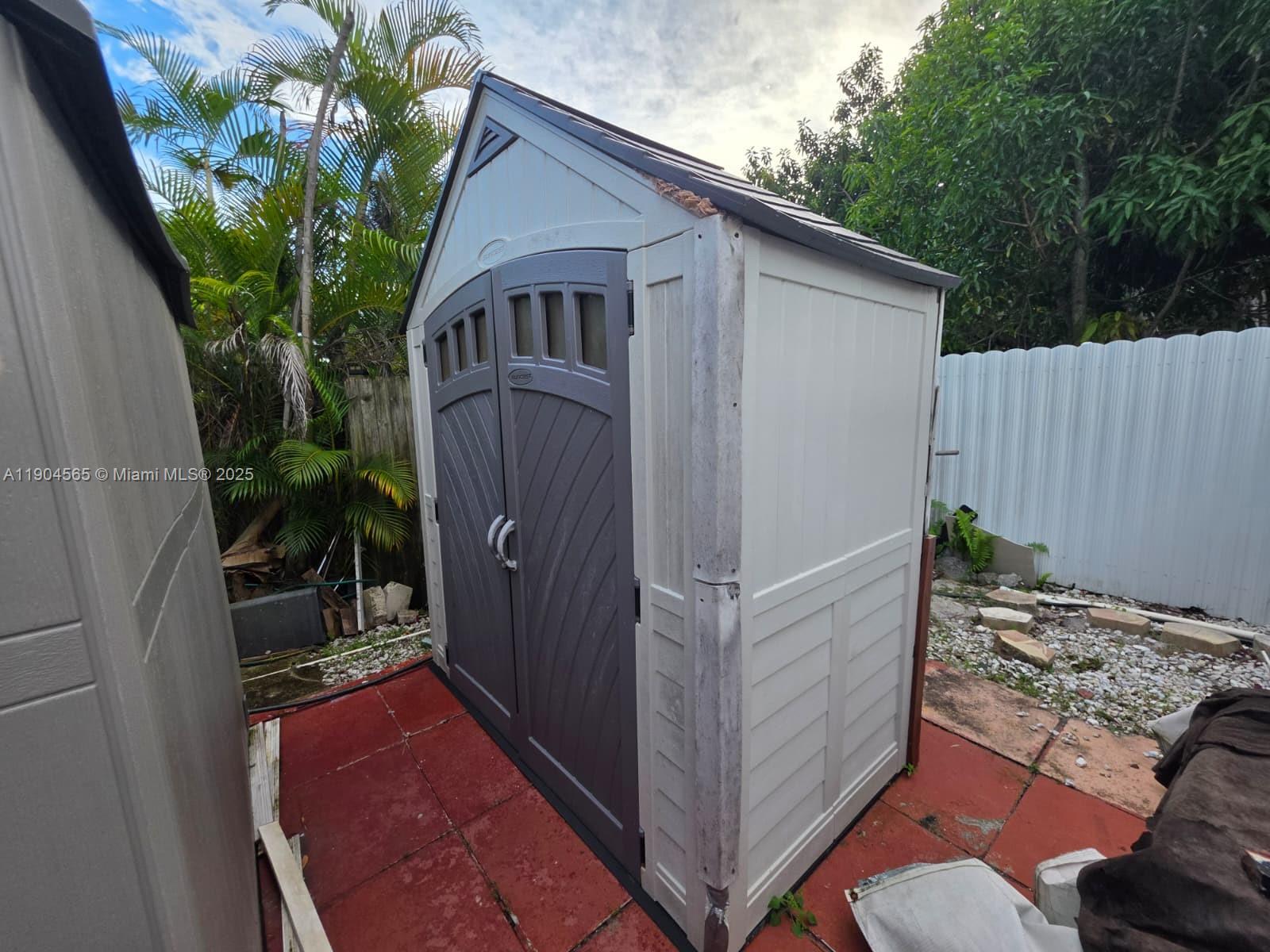 MIRAMAR SEC 10 - Residential