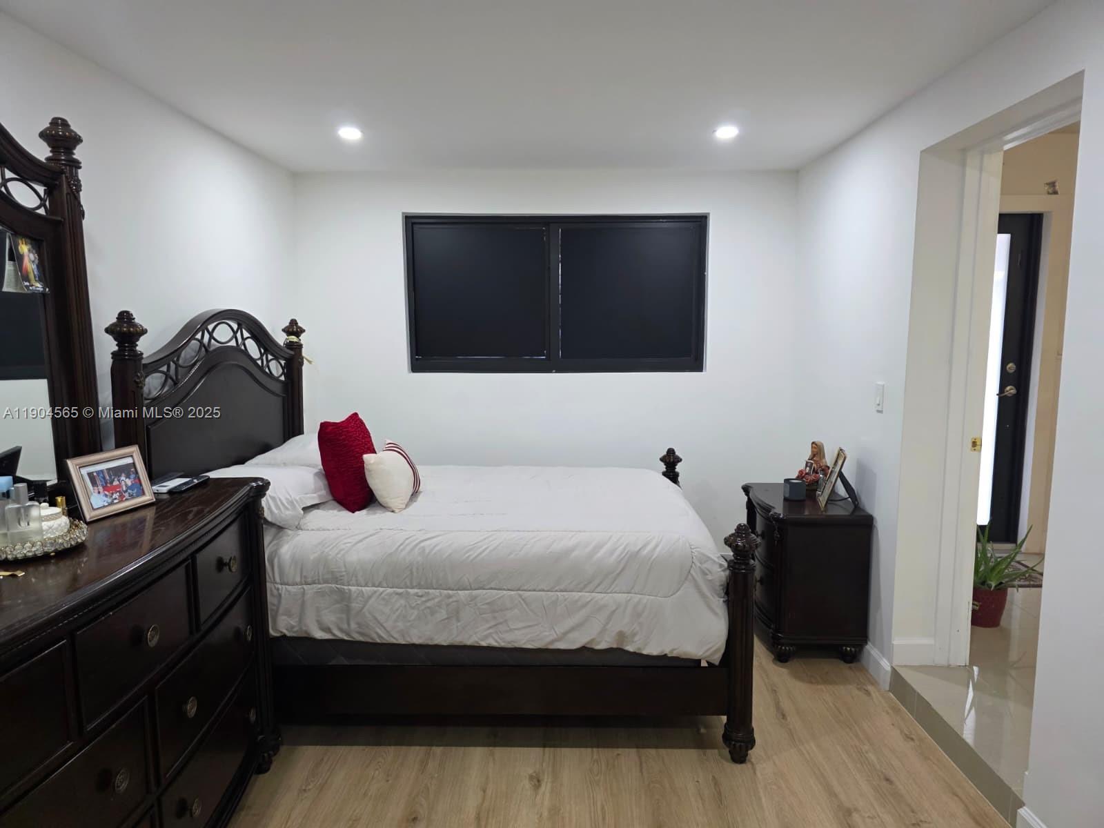 MIRAMAR SEC 10 - Residential