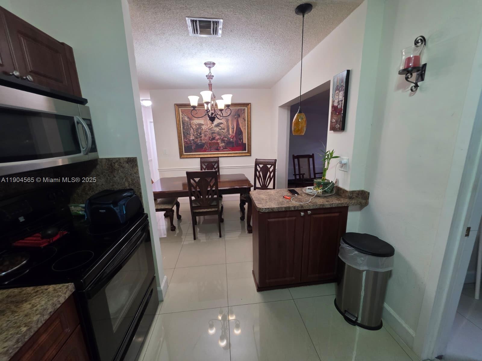 MIRAMAR SEC 10 - Residential