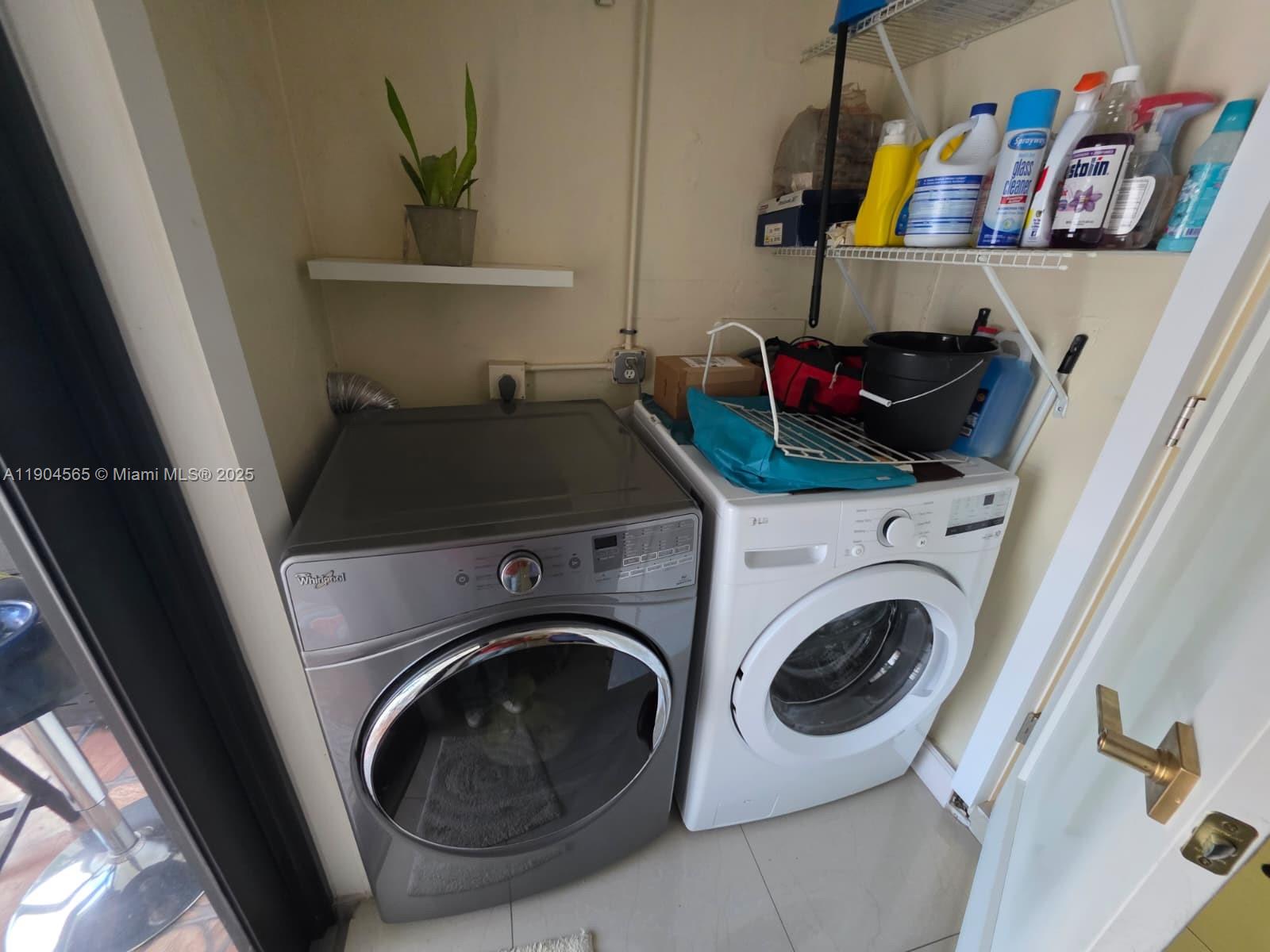 MIRAMAR SEC 10 - Residential