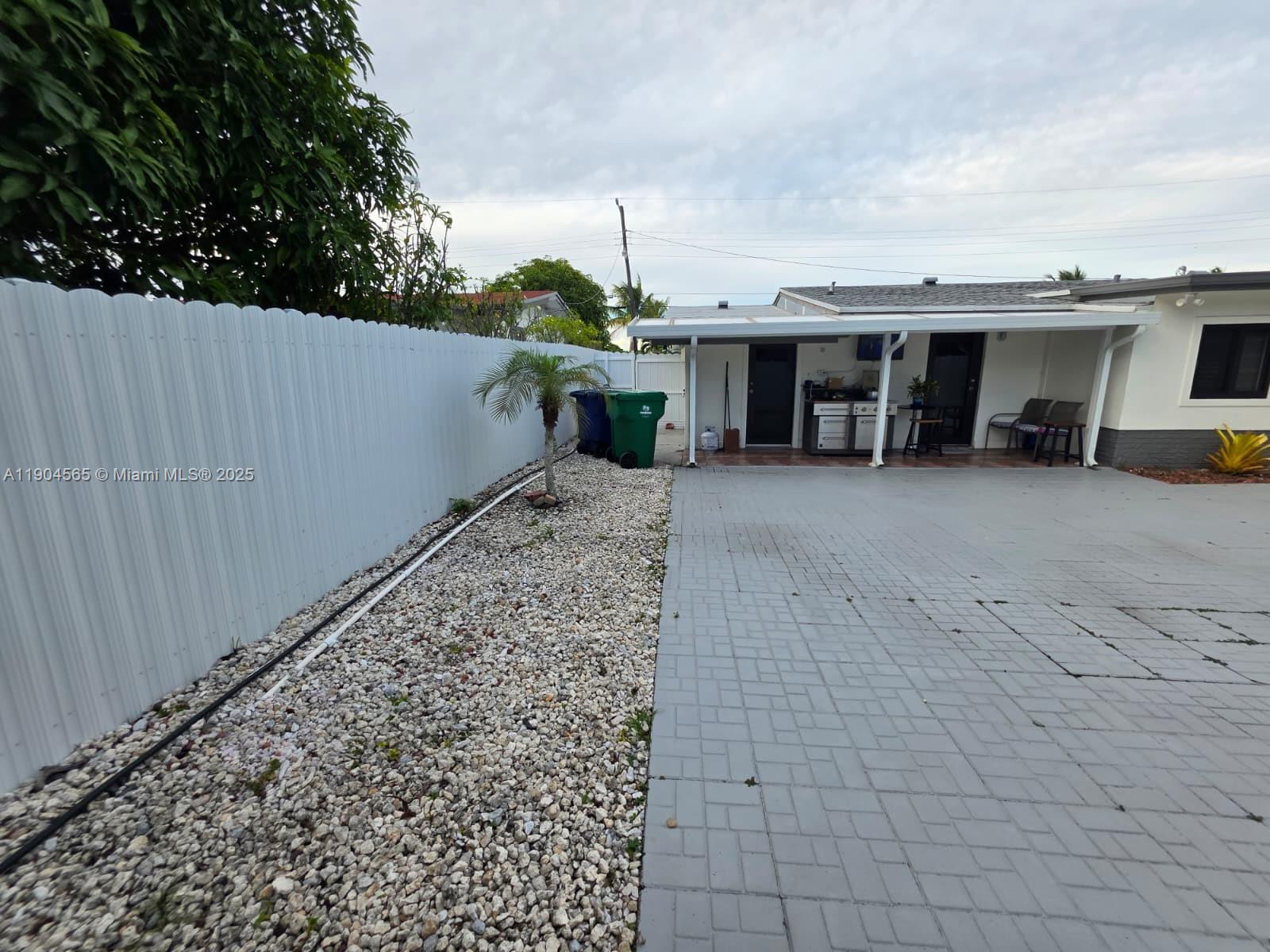 MIRAMAR SEC 10 - Residential