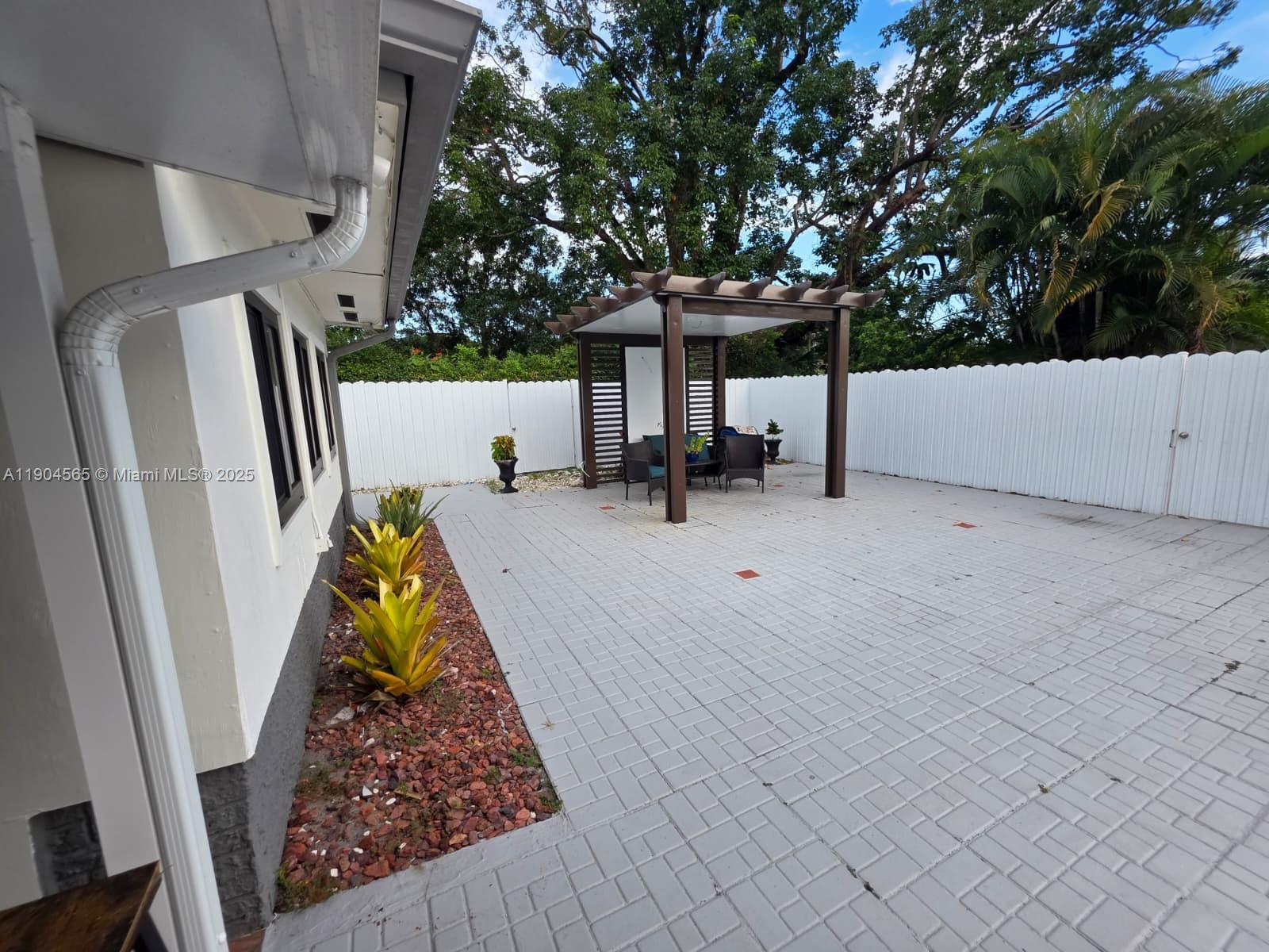 MIRAMAR SEC 10 - Residential